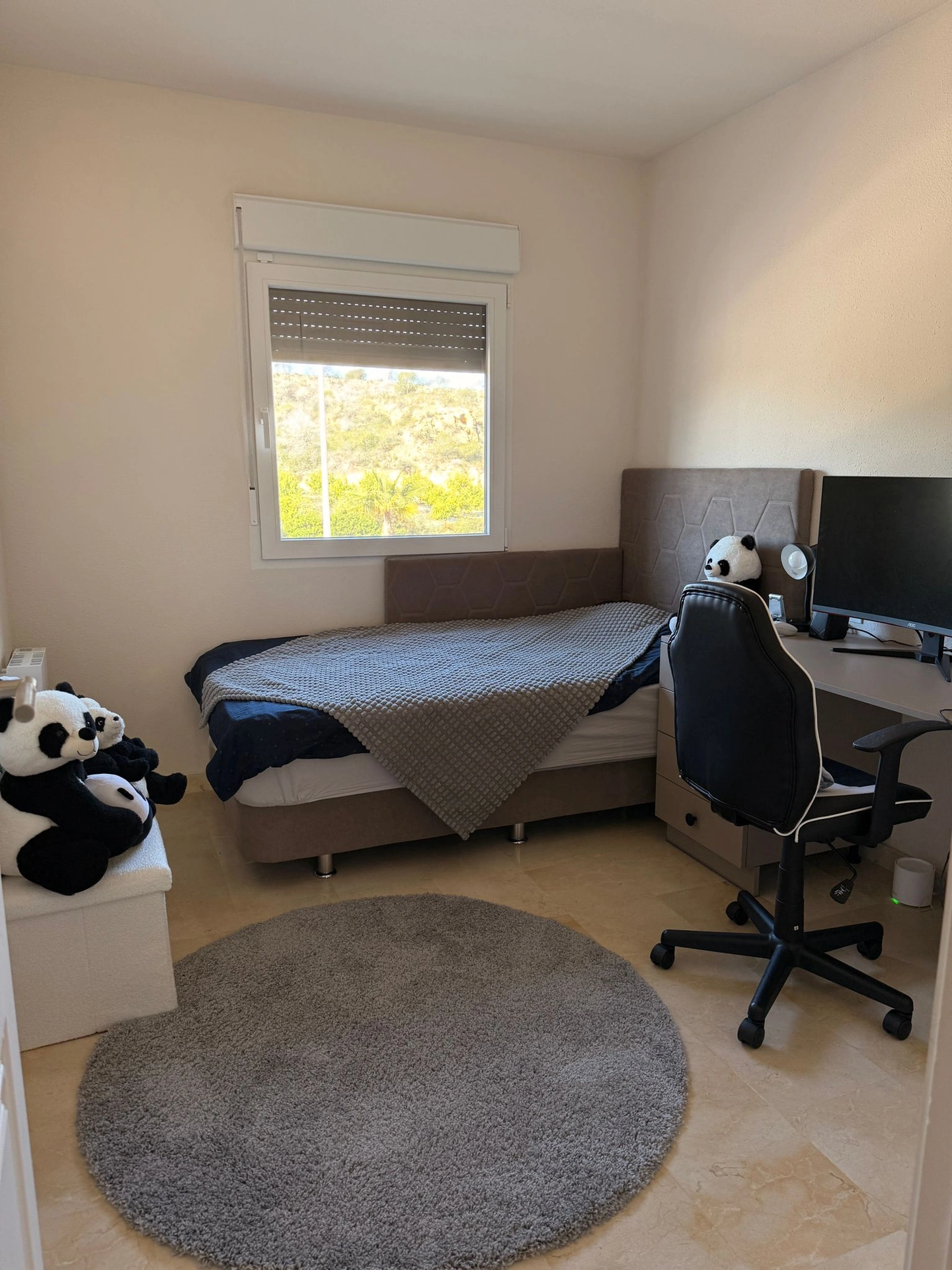 Ático en venta en Las Ramblas, Orihuela Costa con 3 dormitorios y piscina.