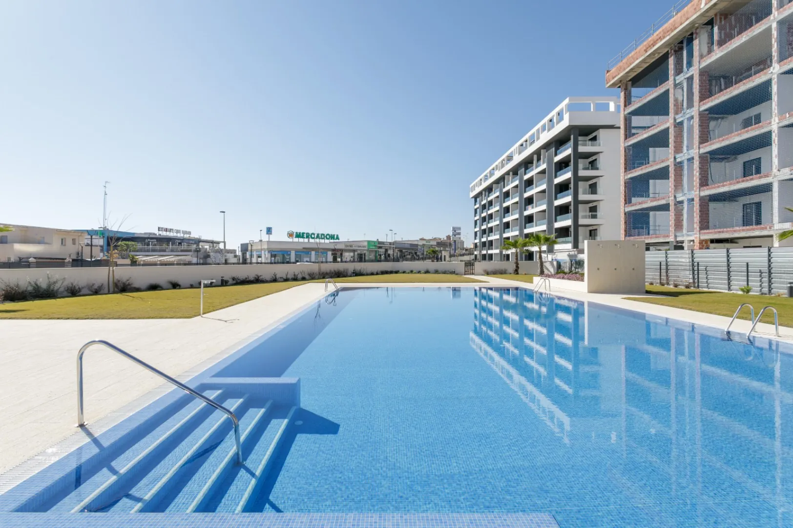 Apartamento de dos dormitorios en La Mata, Torrevieja