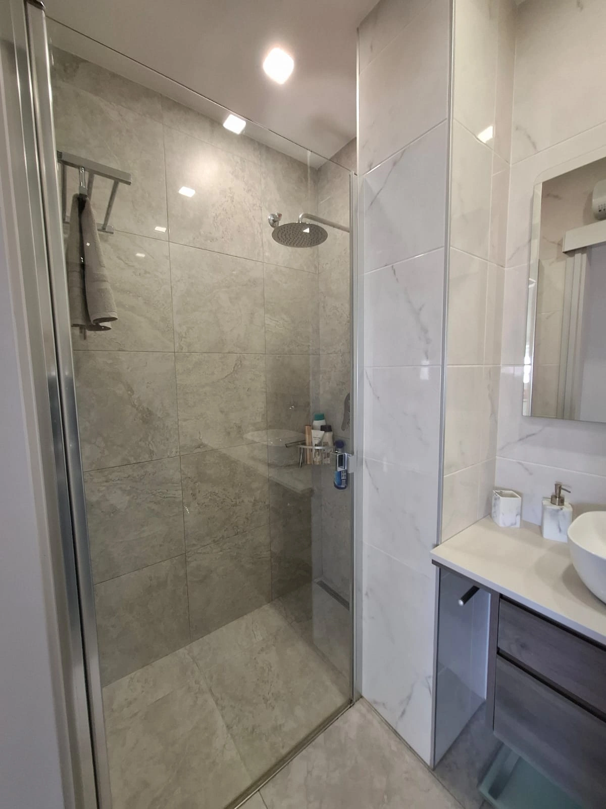 Venta de apartamento de 3 dormitorios en Torrevieja, Alicante