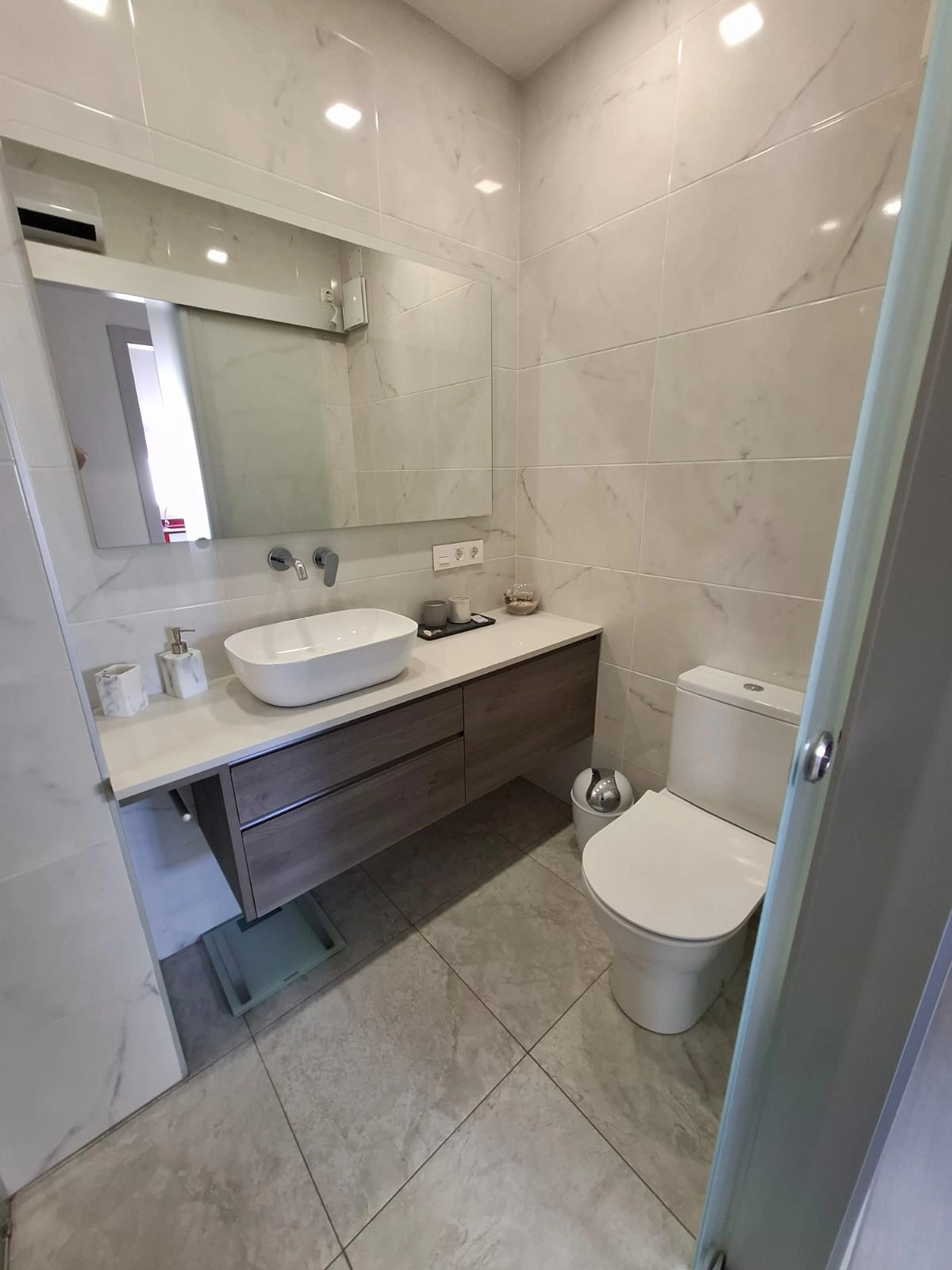 Venta de apartamento de 3 dormitorios en Torrevieja, Alicante