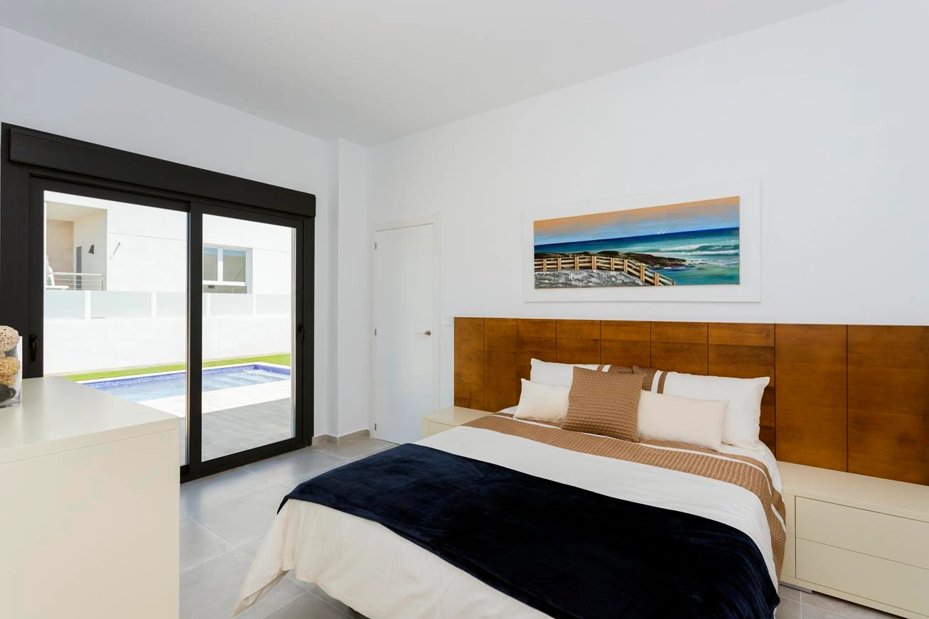 Maravillosa Villa Semi Adosada en venta en Daya Nueva