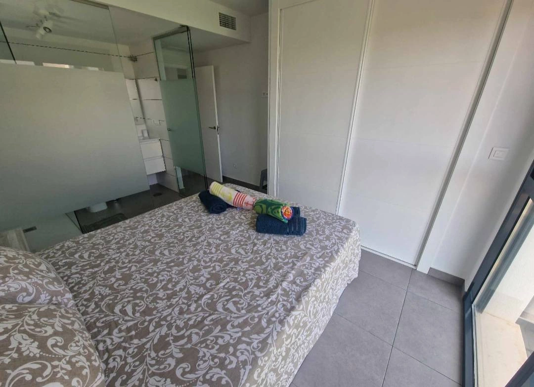 Apartamento en venta de 2 dormitorios en Valentino Golf, Villamartín, Orihuela