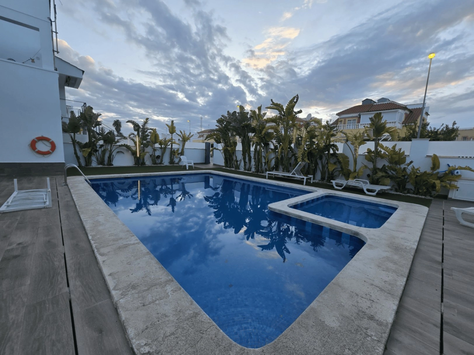Apartamento en venta de 2 habitaciones en La Zenia, Orihuela Costa.