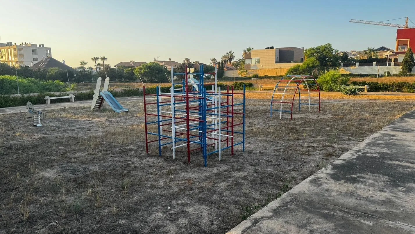 Magnifico Dúplex de tres habitaciones en venta en La Mata, Torrevieja