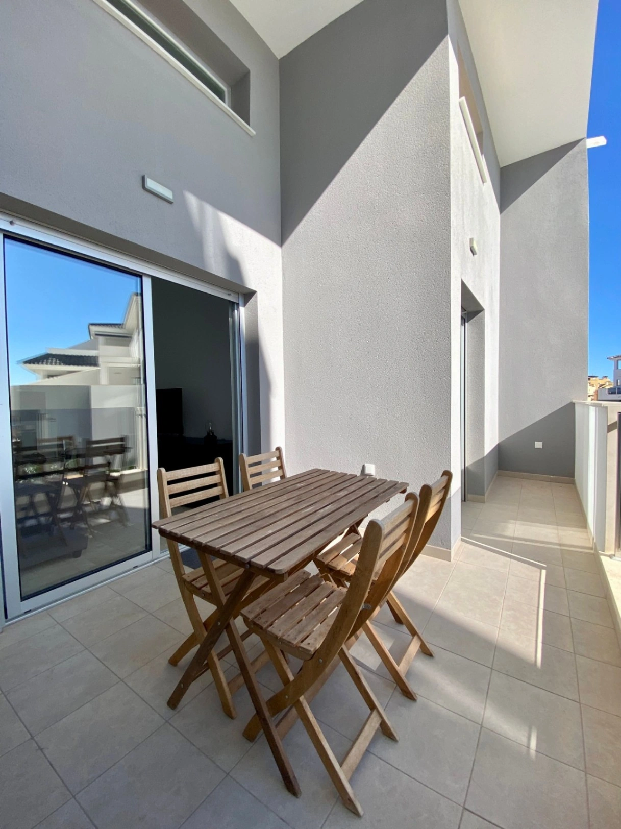 Apartamento de dos dormitorios en venta en Villamartín, Orihuela Costa