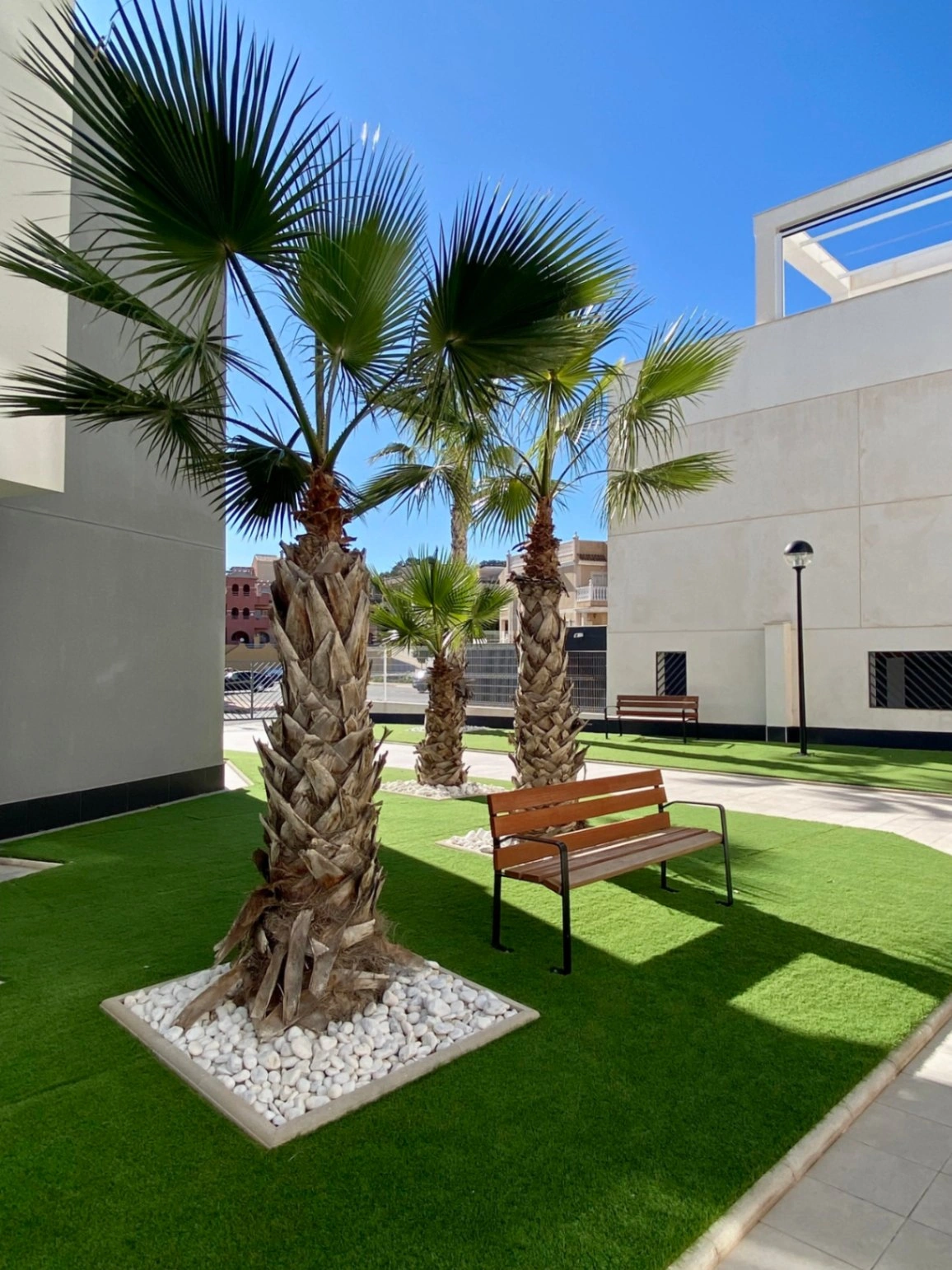 Apartamento de dos dormitorios en venta en Villamartín, Orihuela Costa