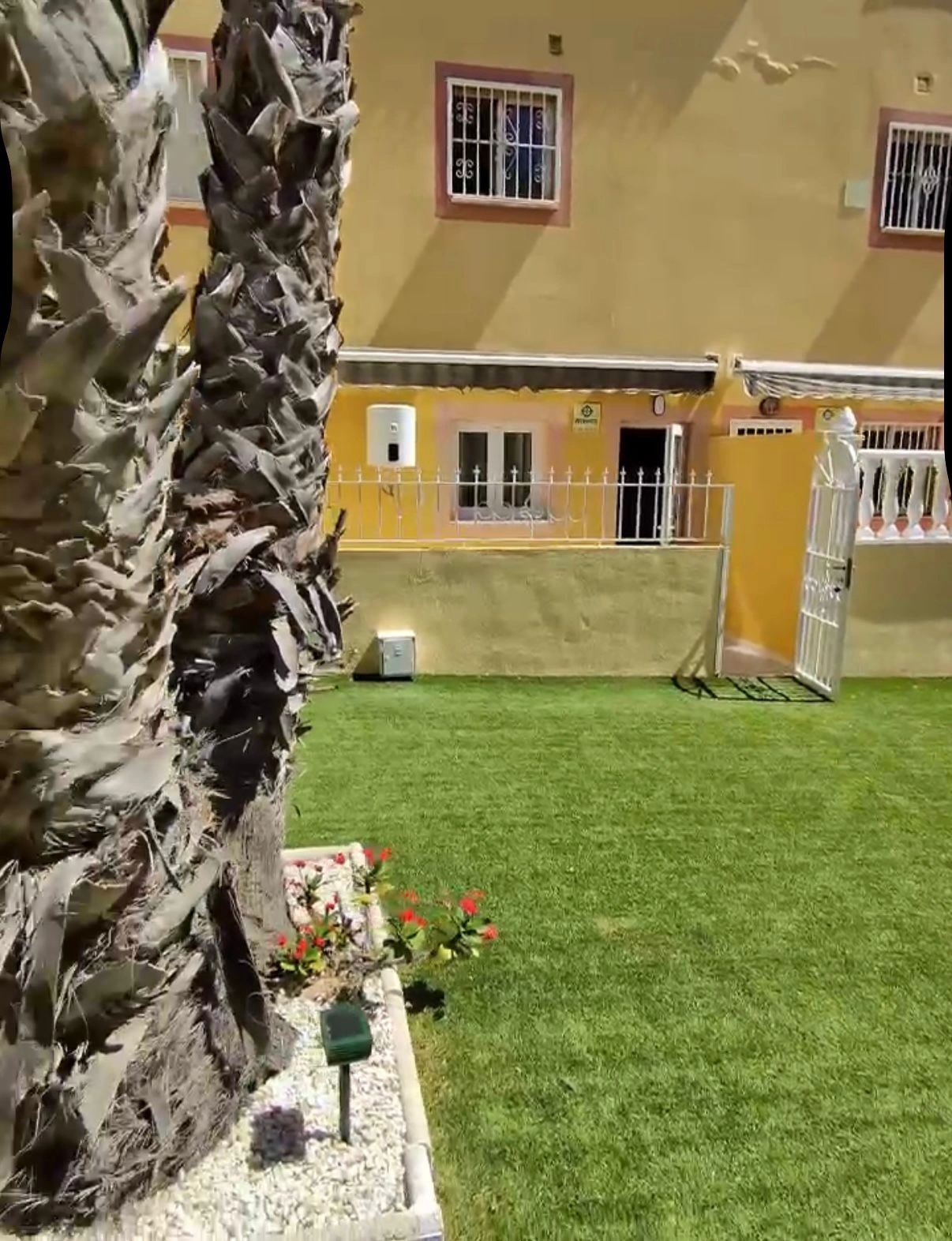 Magnifico Bungalow de tres dormitorios en venta en San Miguel De Salinas, Alicante