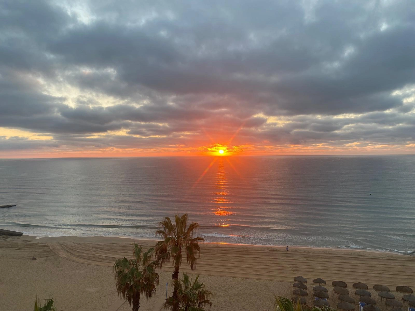 Ático en venta en primera línea de La Mata, Torrevieja