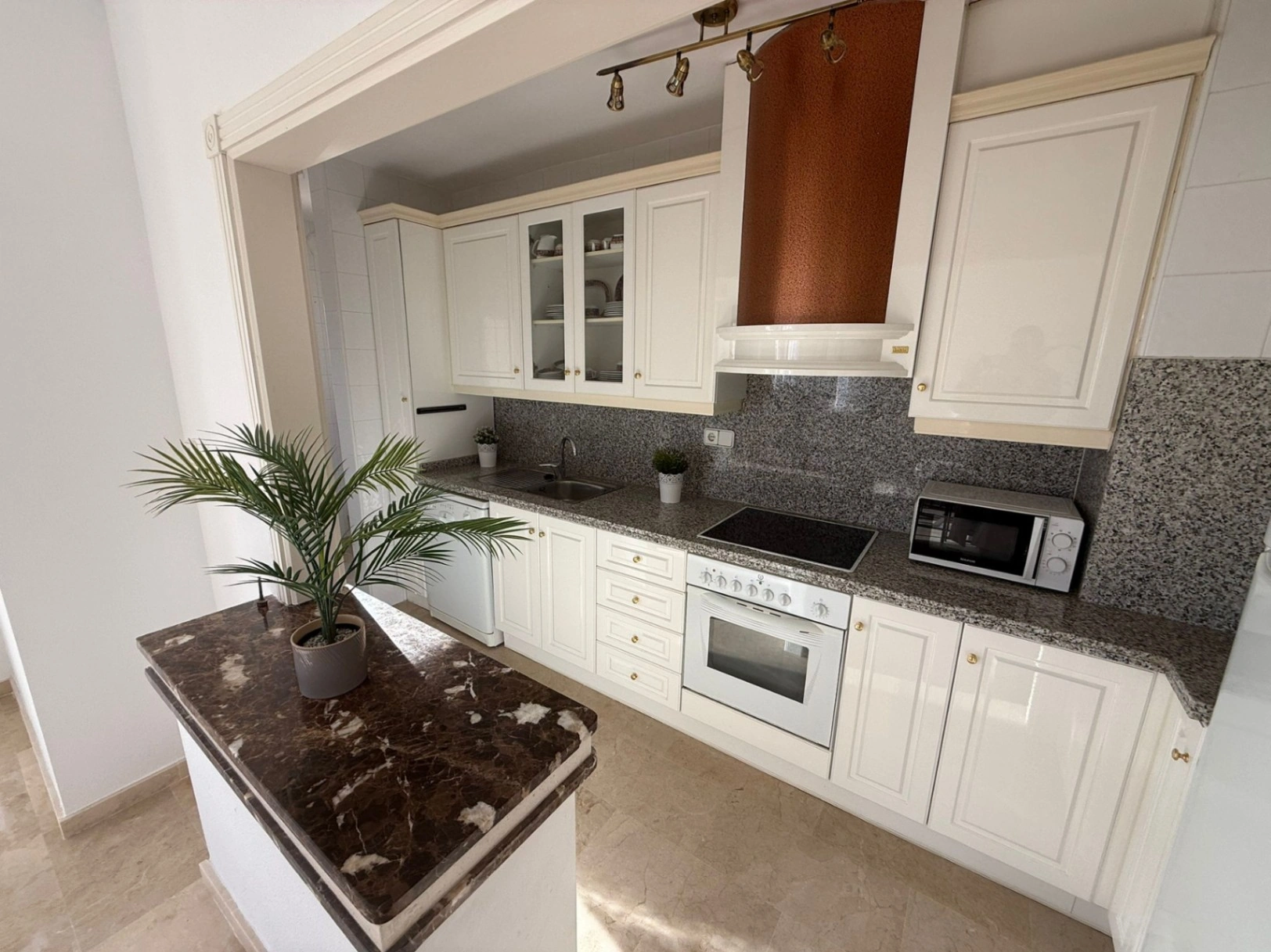 Espectacular Ático de  tres habitaciones en venta en Las Ramblas, Orihuela Costa