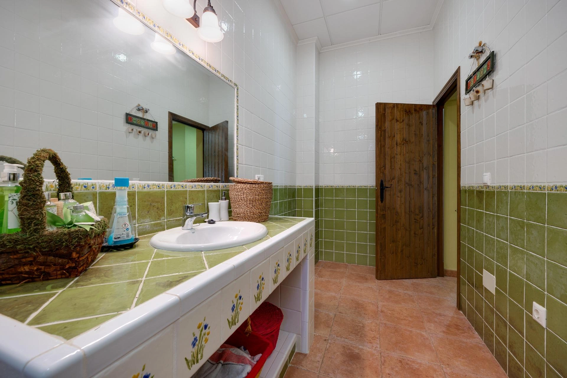 Increíble Chalet de cincos dormitorios en venta en San Miguel de Salinas, Alicante