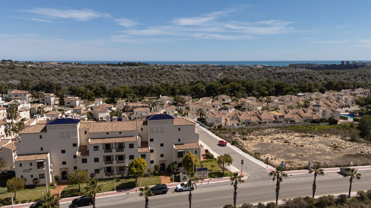 Ático en venta de 3 habitaciones en Las Ramblas, Orihuela