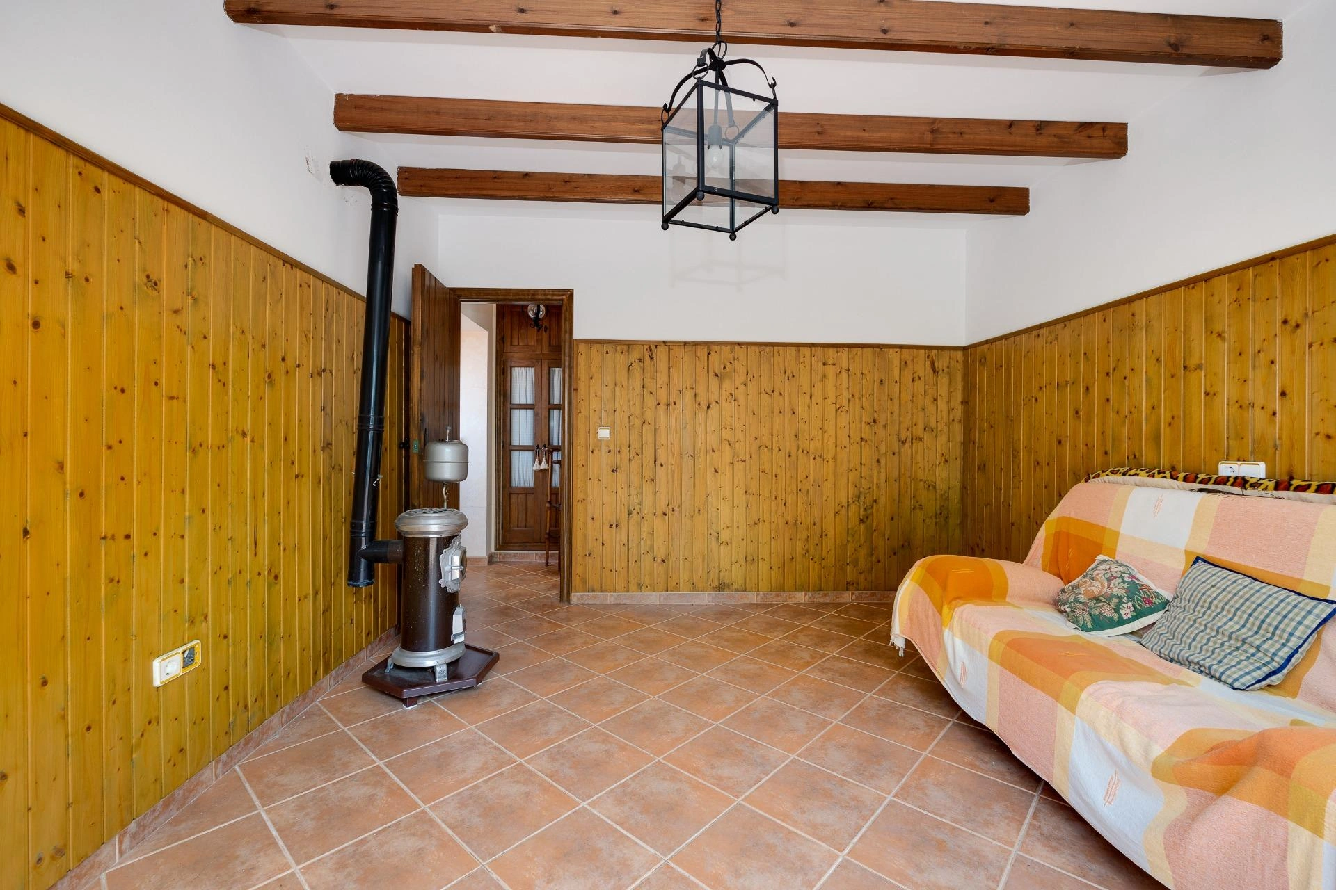 Increíble Chalet de cincos dormitorios en venta en San Miguel de Salinas, Alicante