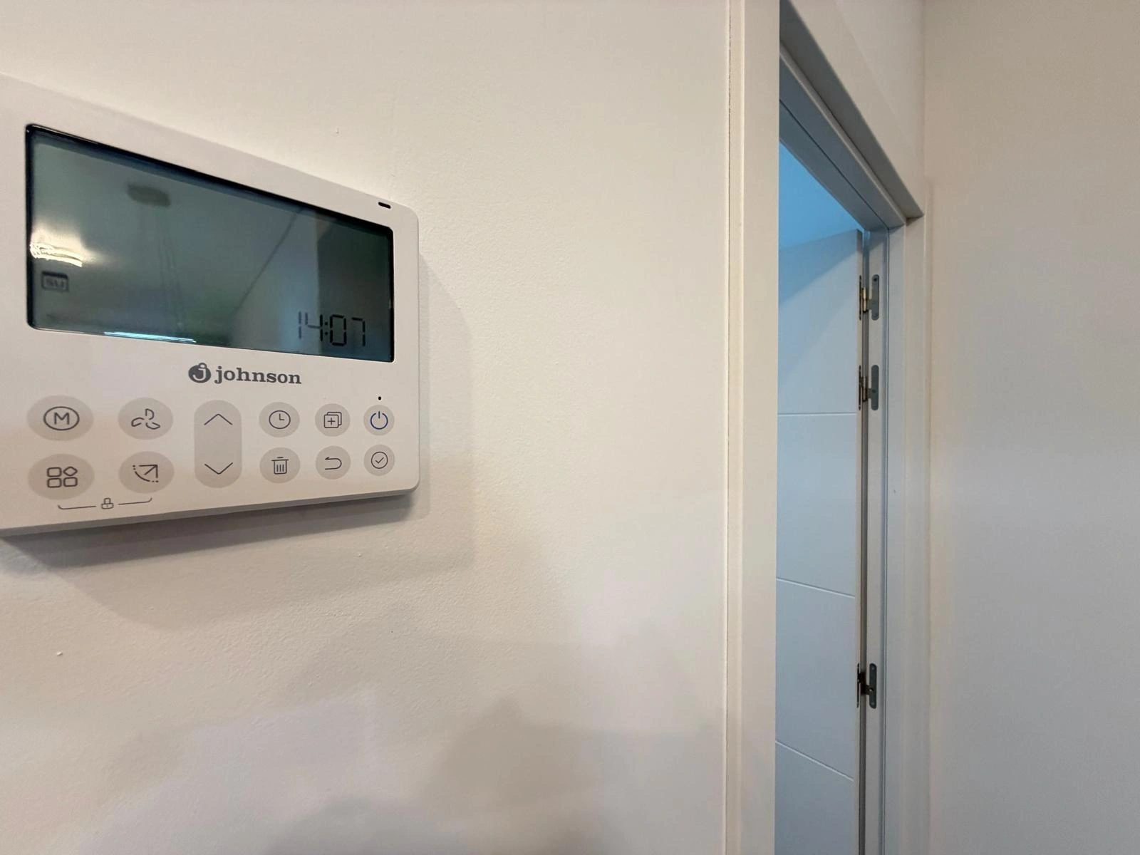 Apartamento reformado de dos dormitorios a 200 metros de la Playa De Los Locos, Torrevieja