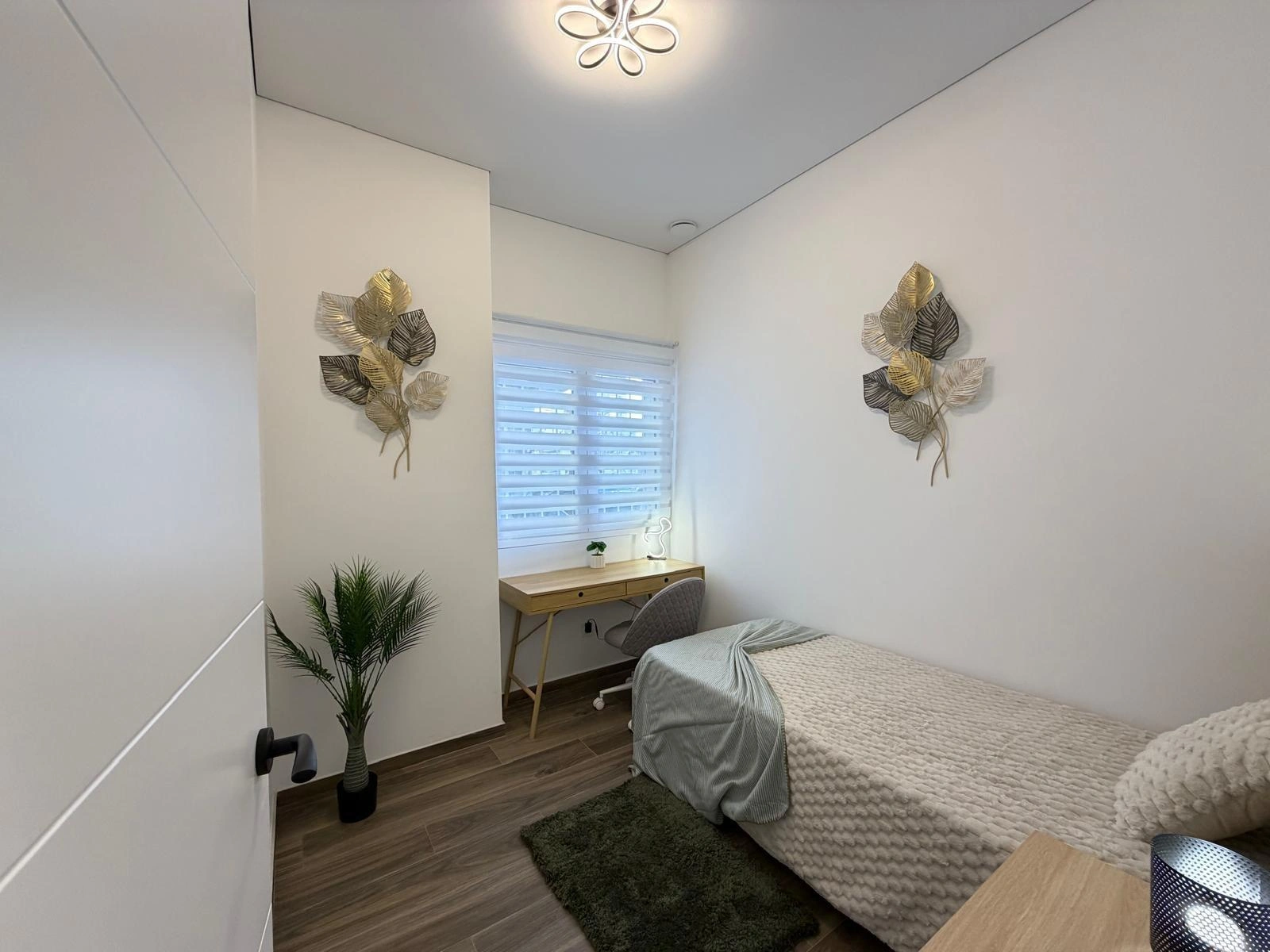 Apartamento reformado de dos dormitorios a 200 metros de la Playa De Los Locos, Torrevieja