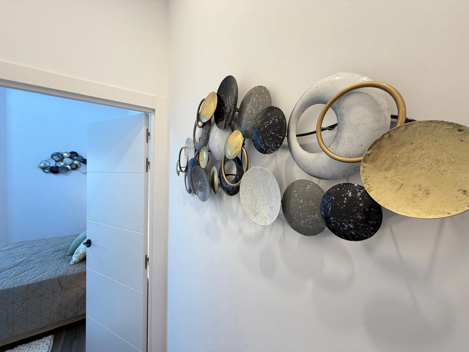 Apartamento reformado de dos dormitorios a 200 metros de la Playa De Los Locos, Torrevieja