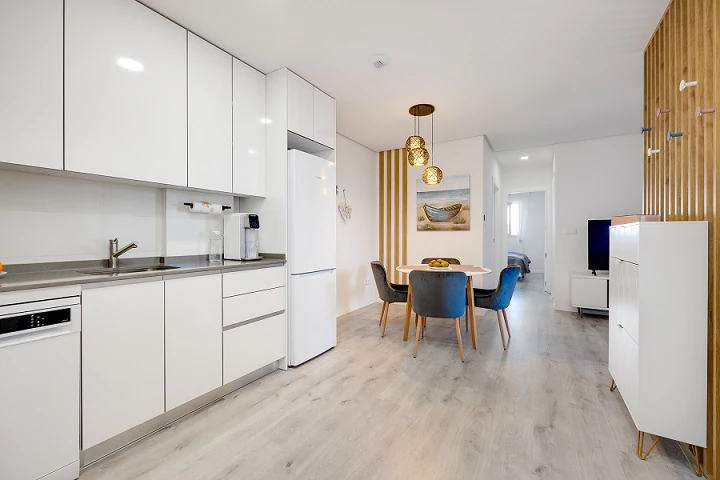 Apartamento en venta de 3 dormitorios en Villamartín, Orihuela Costa