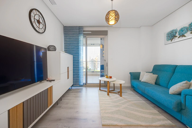 Apartamento en venta de 3 dormitorios en Villamartín, Orihuela Costa