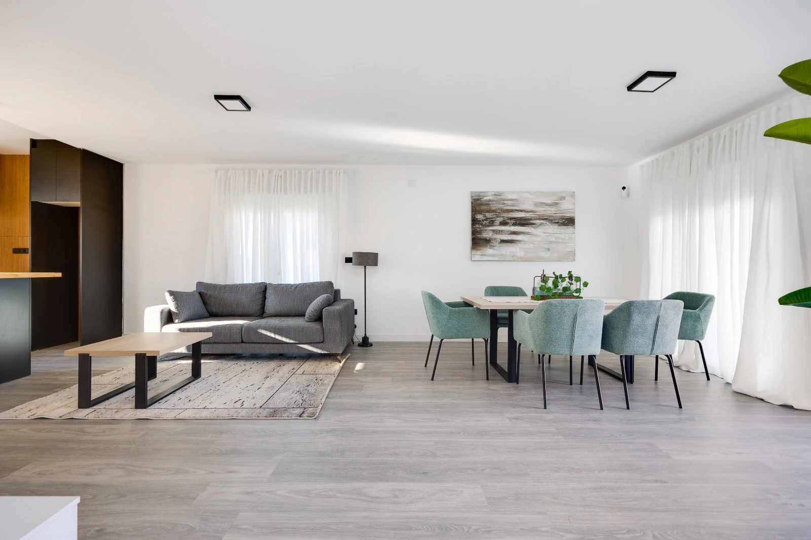 Magnifico Chalet reformado de 4 habitaciones con piscina en venta en la siesta, Torrevieja