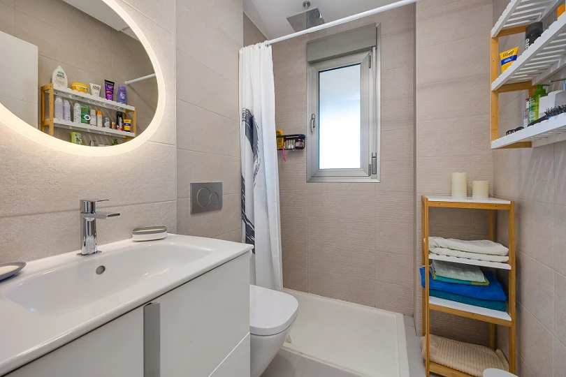 Apartamento en venta de 3 dormitorios en Villamartín, Orihuela Costa