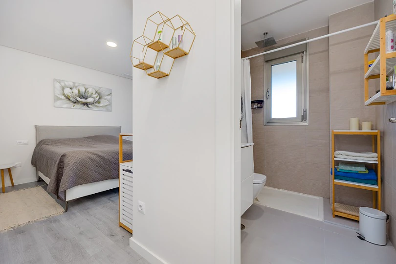 Apartamento en venta de 3 dormitorios en Villamartín, Orihuela Costa