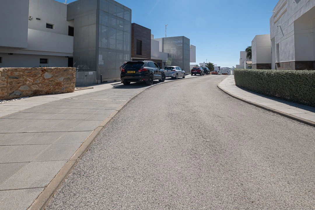 Apartamento en venta de 2 dormitorios en Las Ramblas, Orihuela Costa