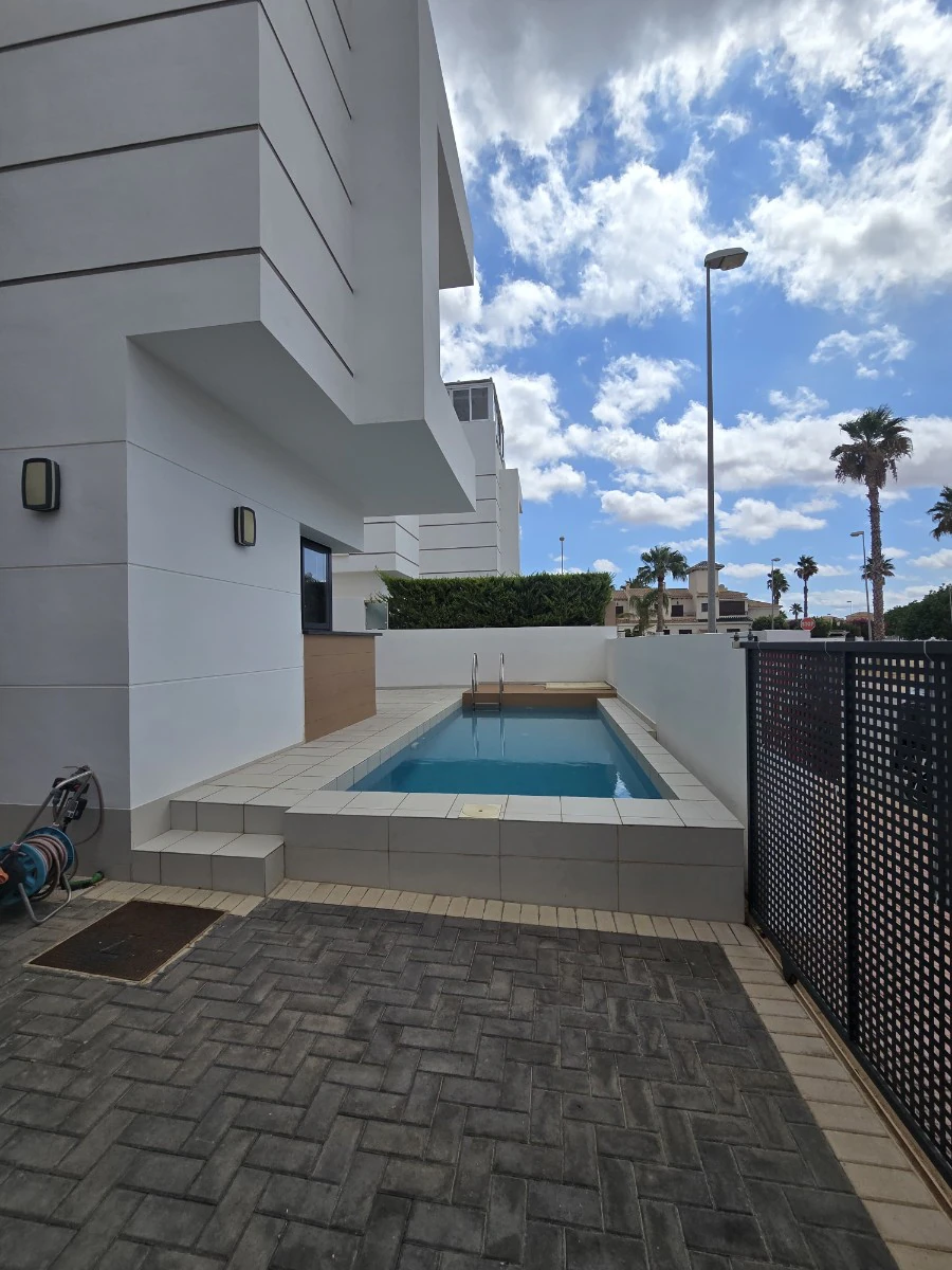 Chalet/Villa en venta en Ciudad Quesada - Rojales