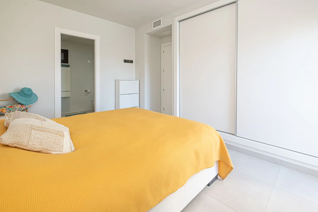 Apartamento en venta de 2 dormitorios en Las Ramblas, Orihuela Costa