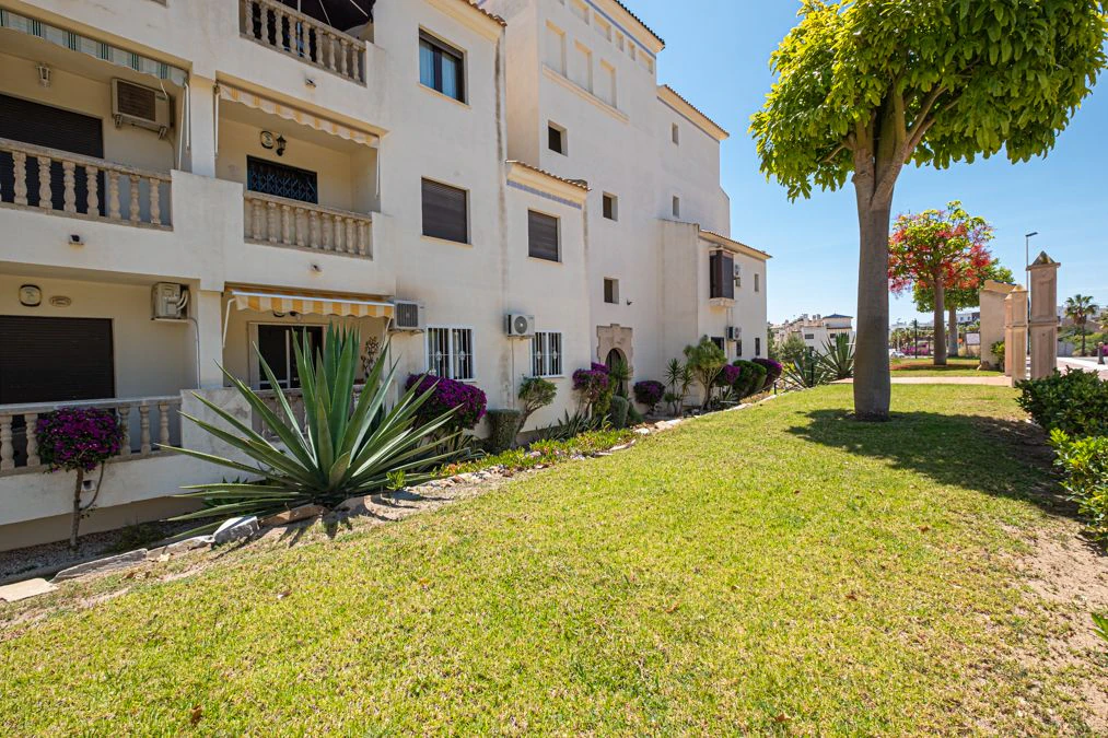 Apartamento de 3 habitaciones en venta en Orihuela Costa, Las Ramblas