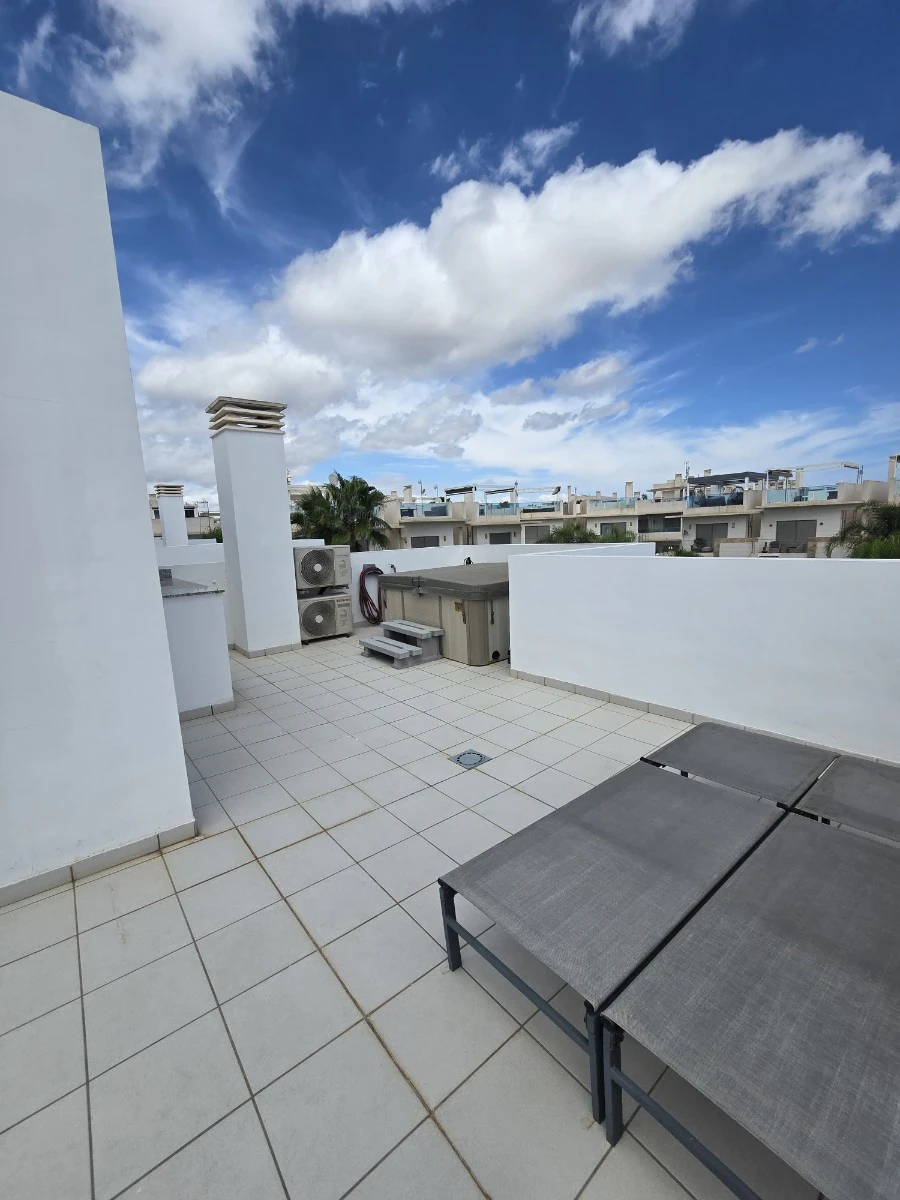 Chalet/Villa en venta en Ciudad Quesada - Rojales