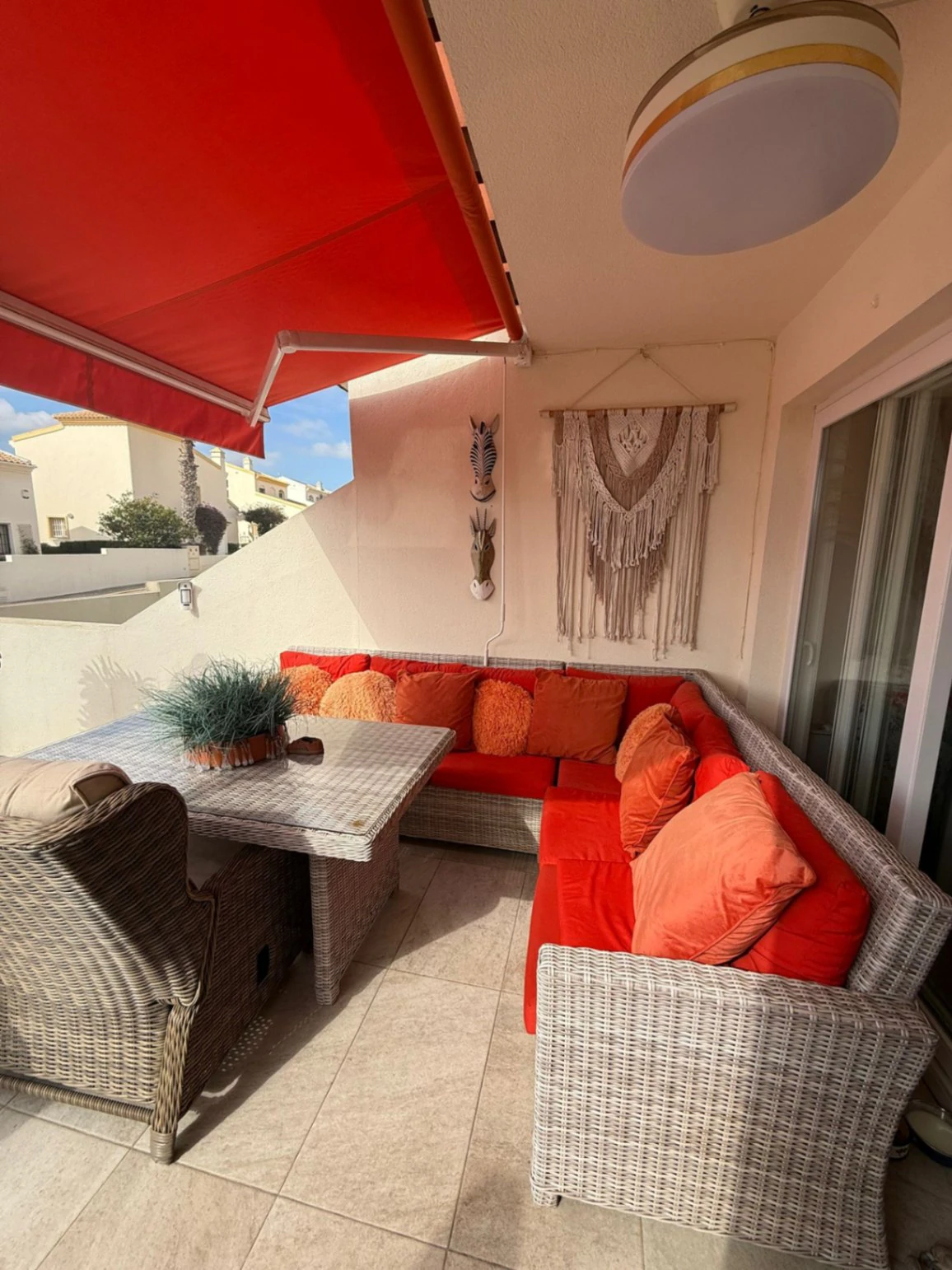 Magnifica Casa Adosada de dos dormitorios con piscina privada en venta en Las Ramblas, Orihuela Costa