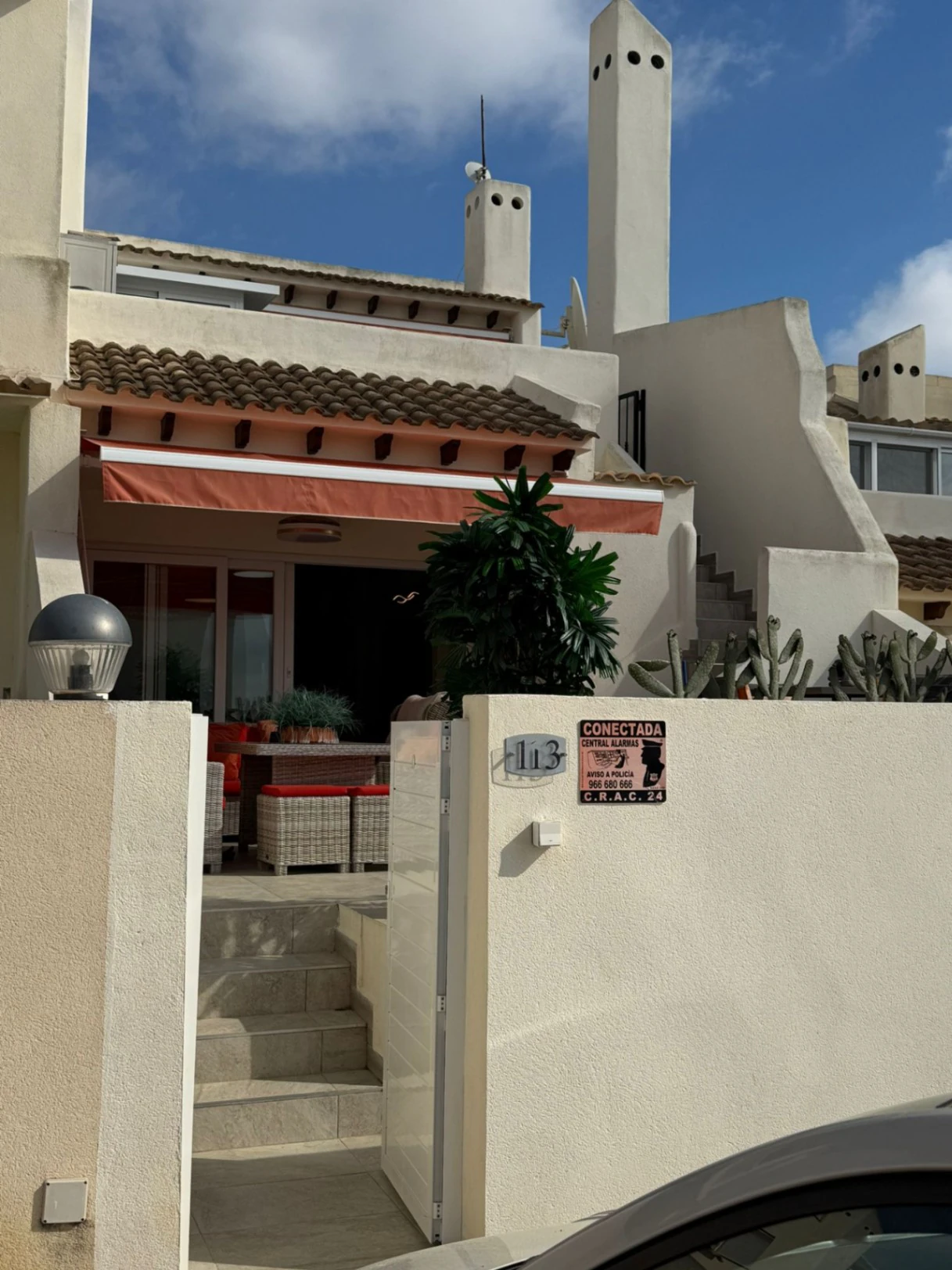 Magnifica Casa Adosada de dos dormitorios con piscina privada en venta en Las Ramblas, Orihuela Costa