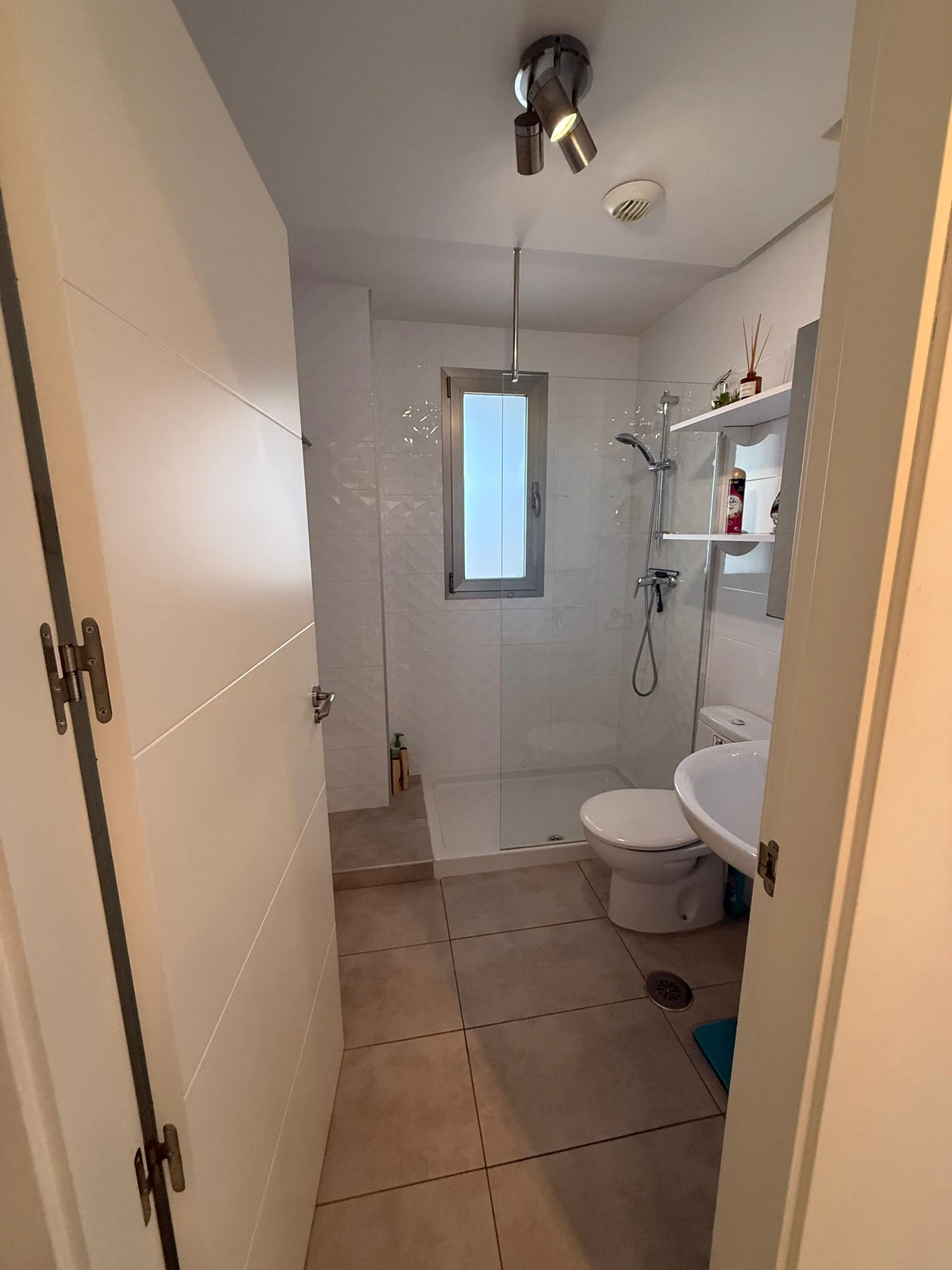 Magnifico Apartamento de dos dormitorios en planta baja en venta en Altos Del Mediterráneo, Villamartín, Orihuela Costa
