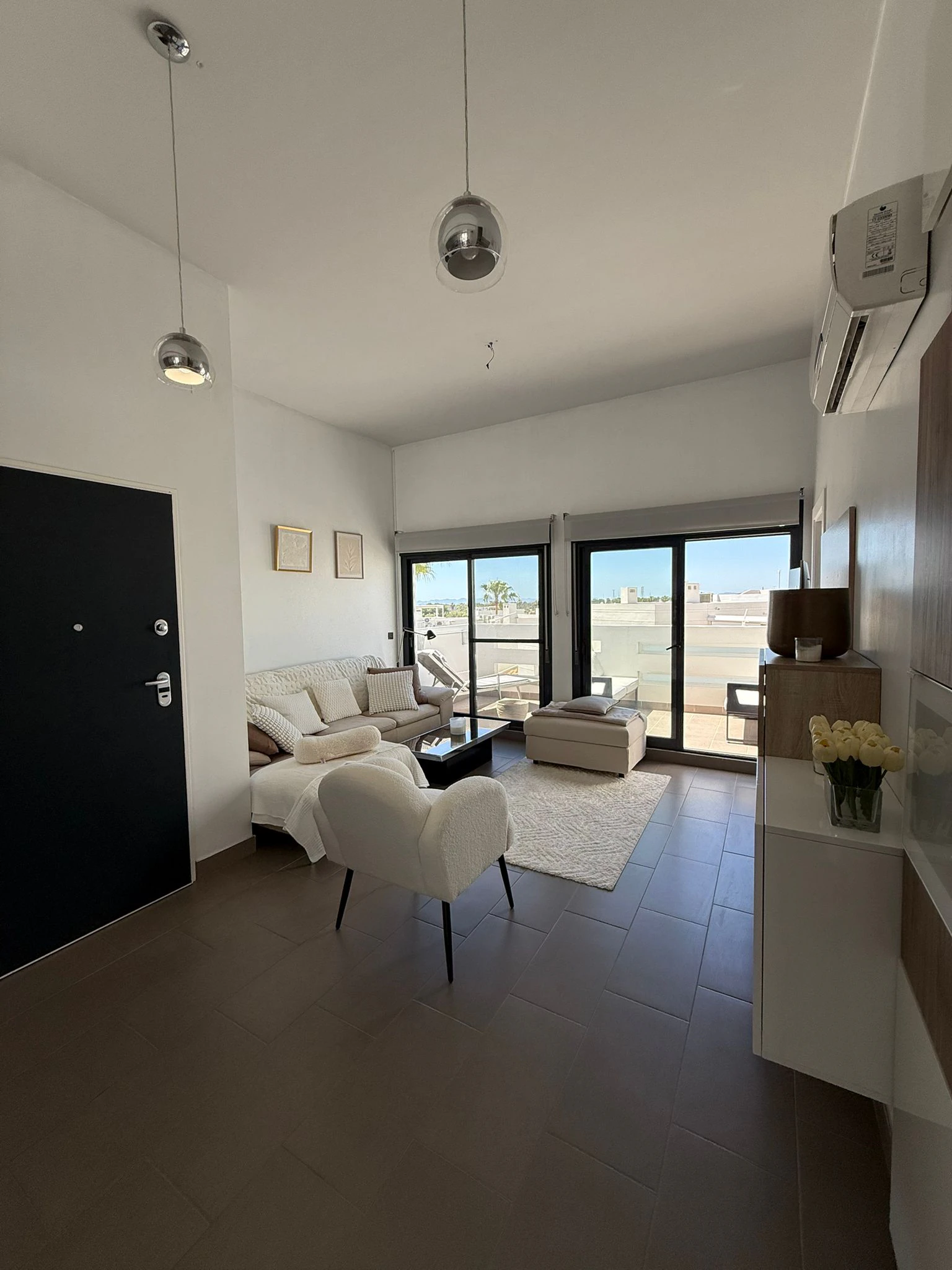 Magnifico Apartamento de dos dormitorios en venta en Las Ramblas, Orihuela Costa