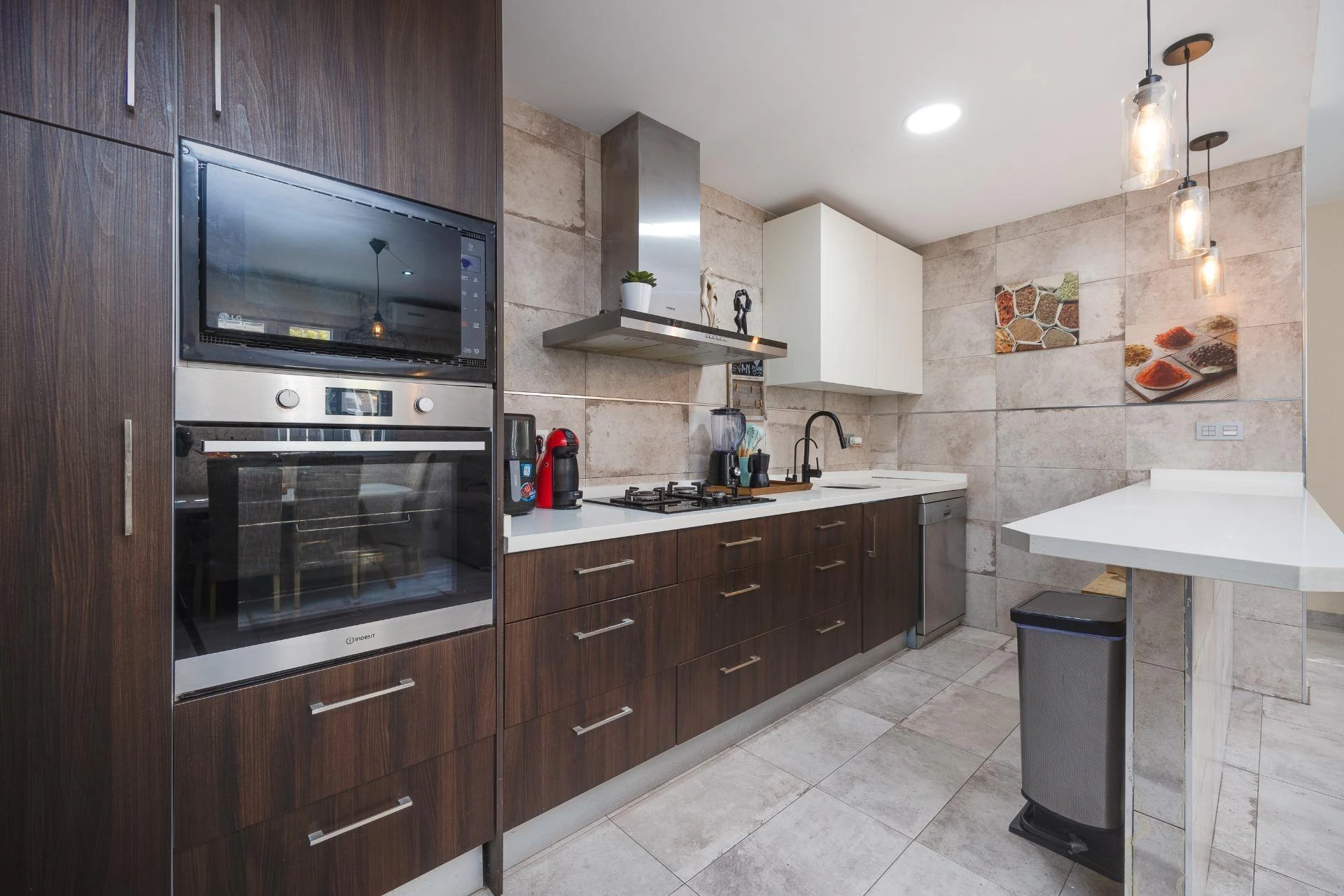 Impresionante Casa totalmente Renovada en el Corazón de Torrevieja, Alicante