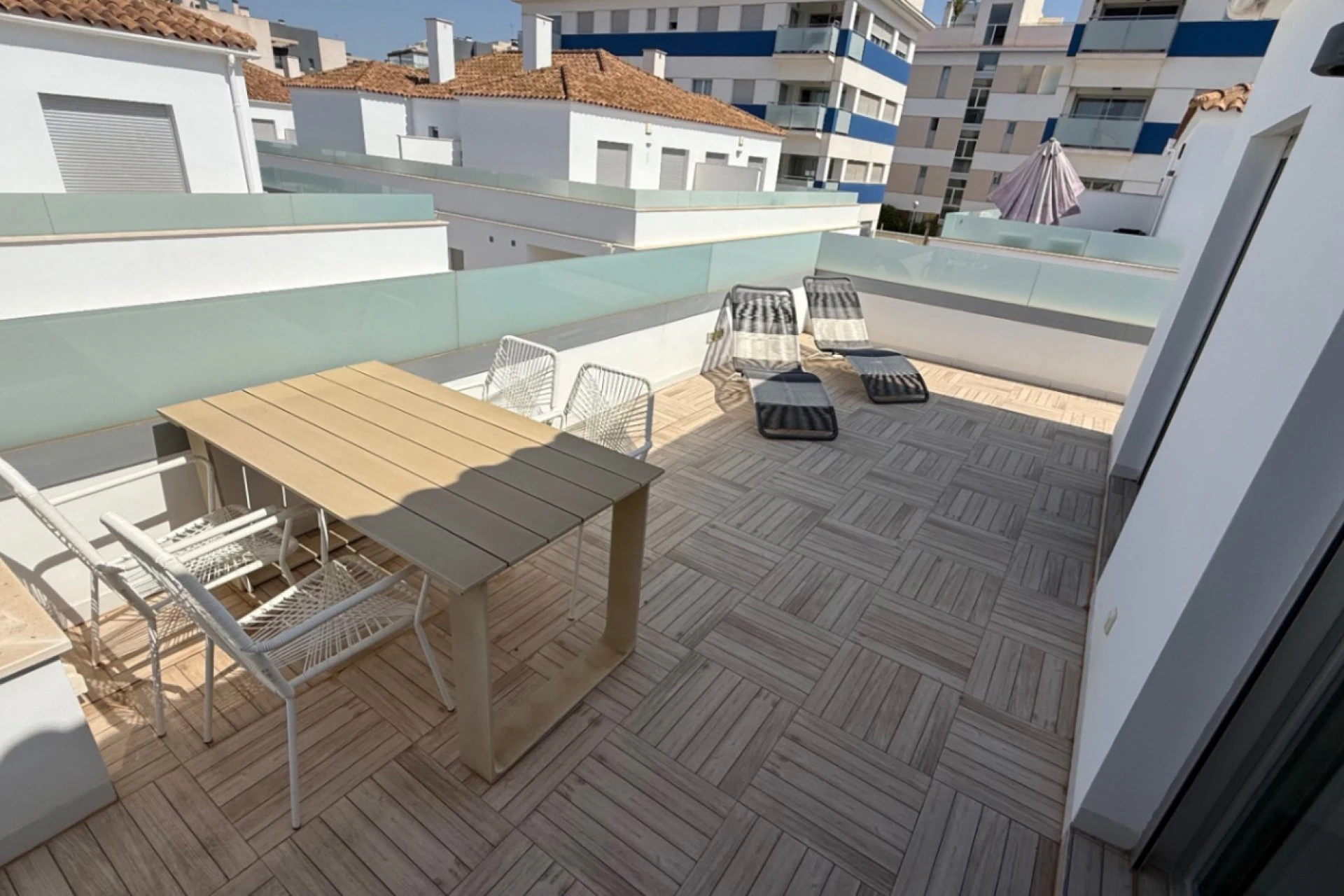Chalet en venta de 5 habitaciones en Villamartin, Orihuela