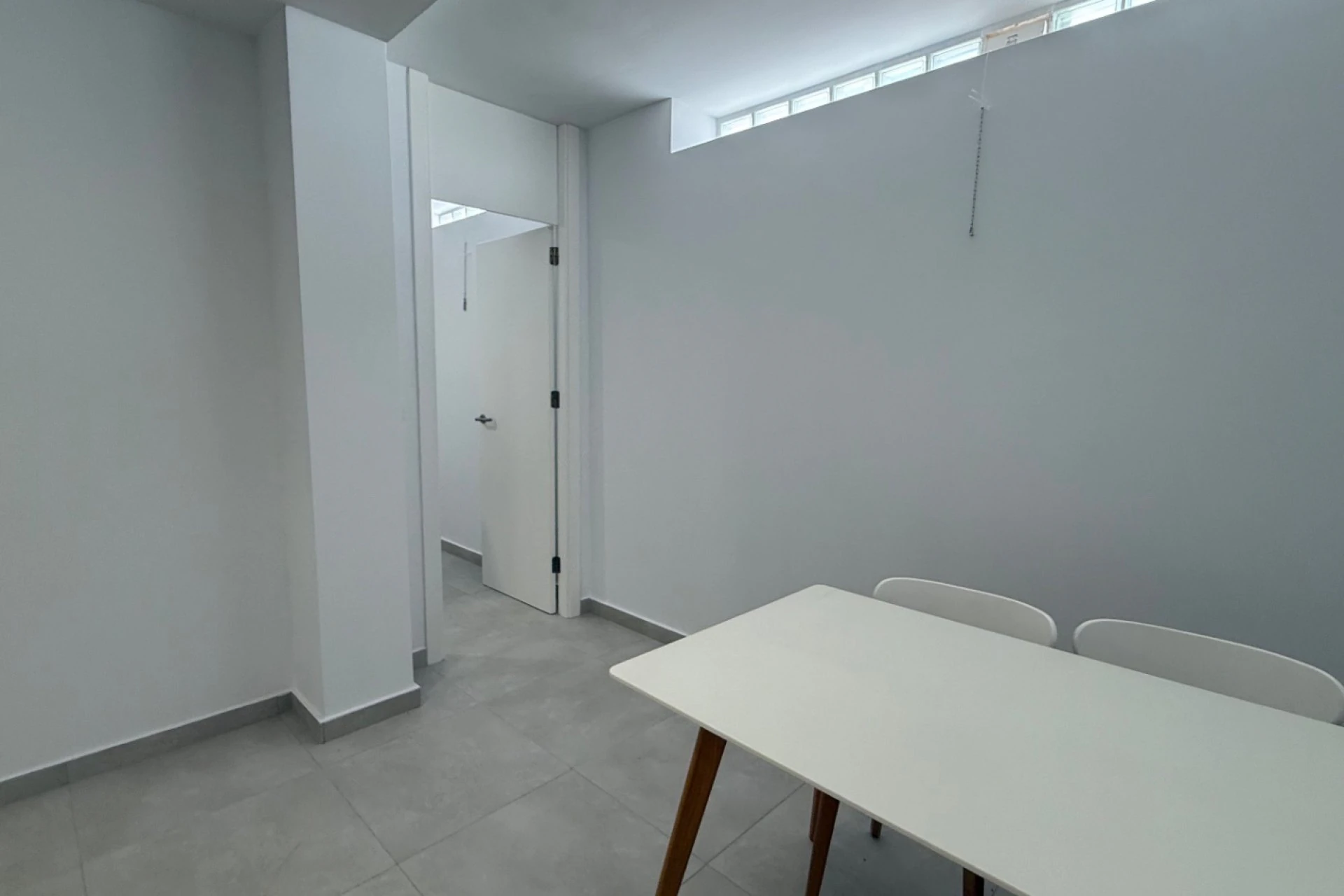 Chalet en venta de 5 habitaciones en Villamartin, Orihuela