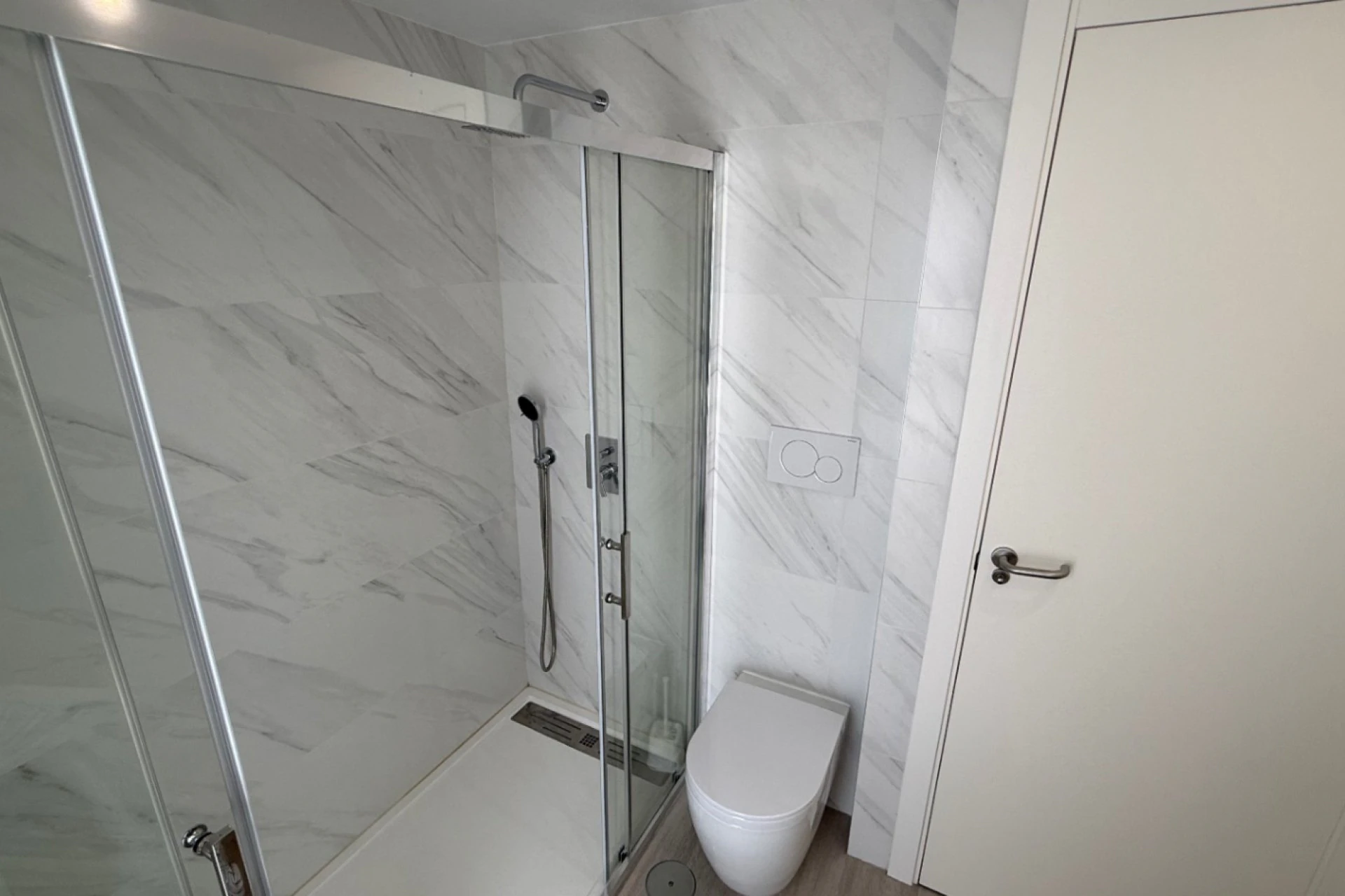Chalet en venta de 5 habitaciones en Villamartin, Orihuela