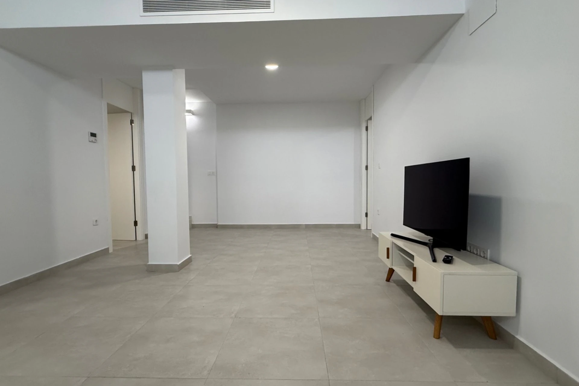 Chalet en venta de 5 habitaciones en Villamartin, Orihuela