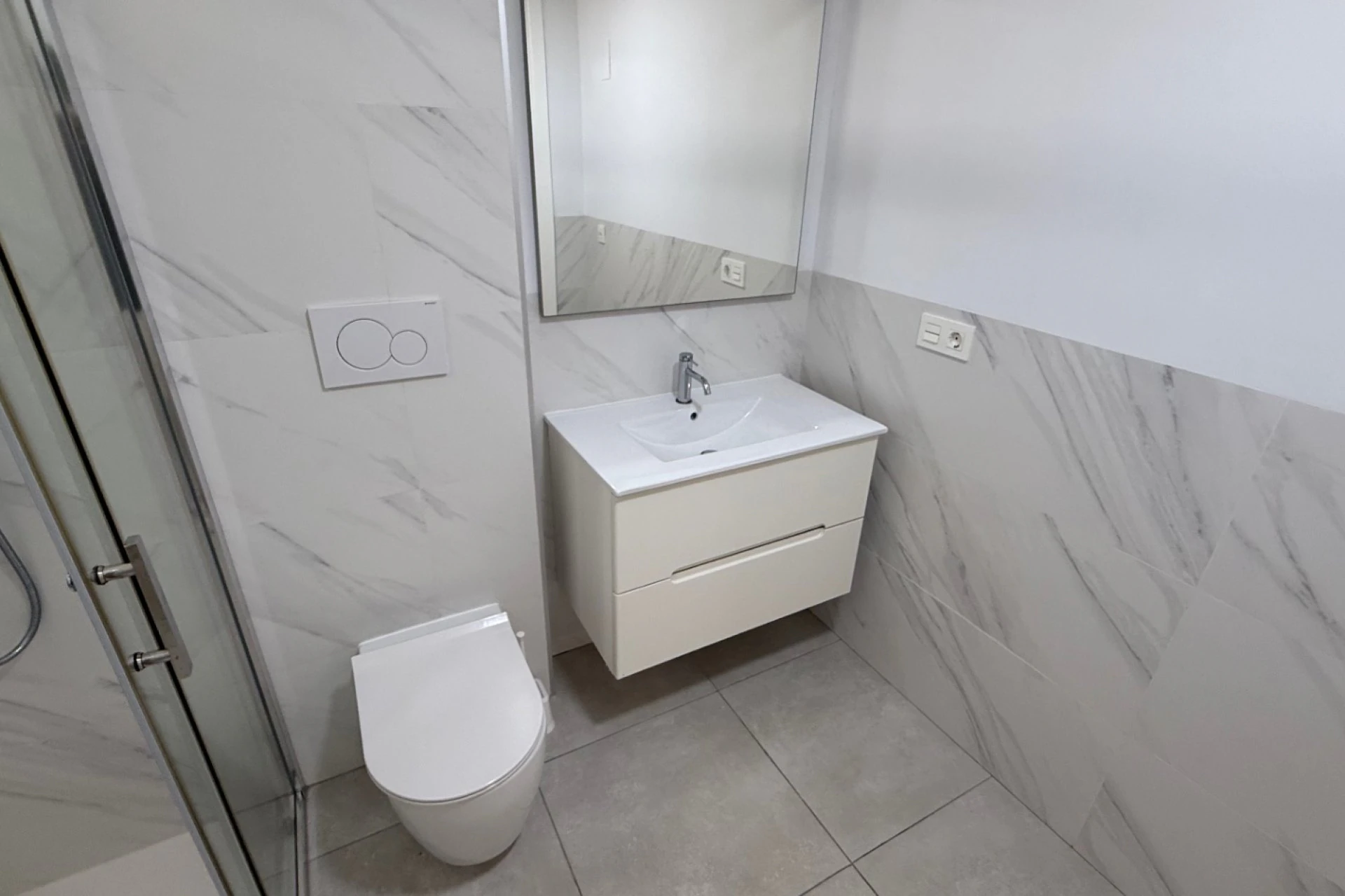 Chalet en venta de 5 habitaciones en Villamartin, Orihuela