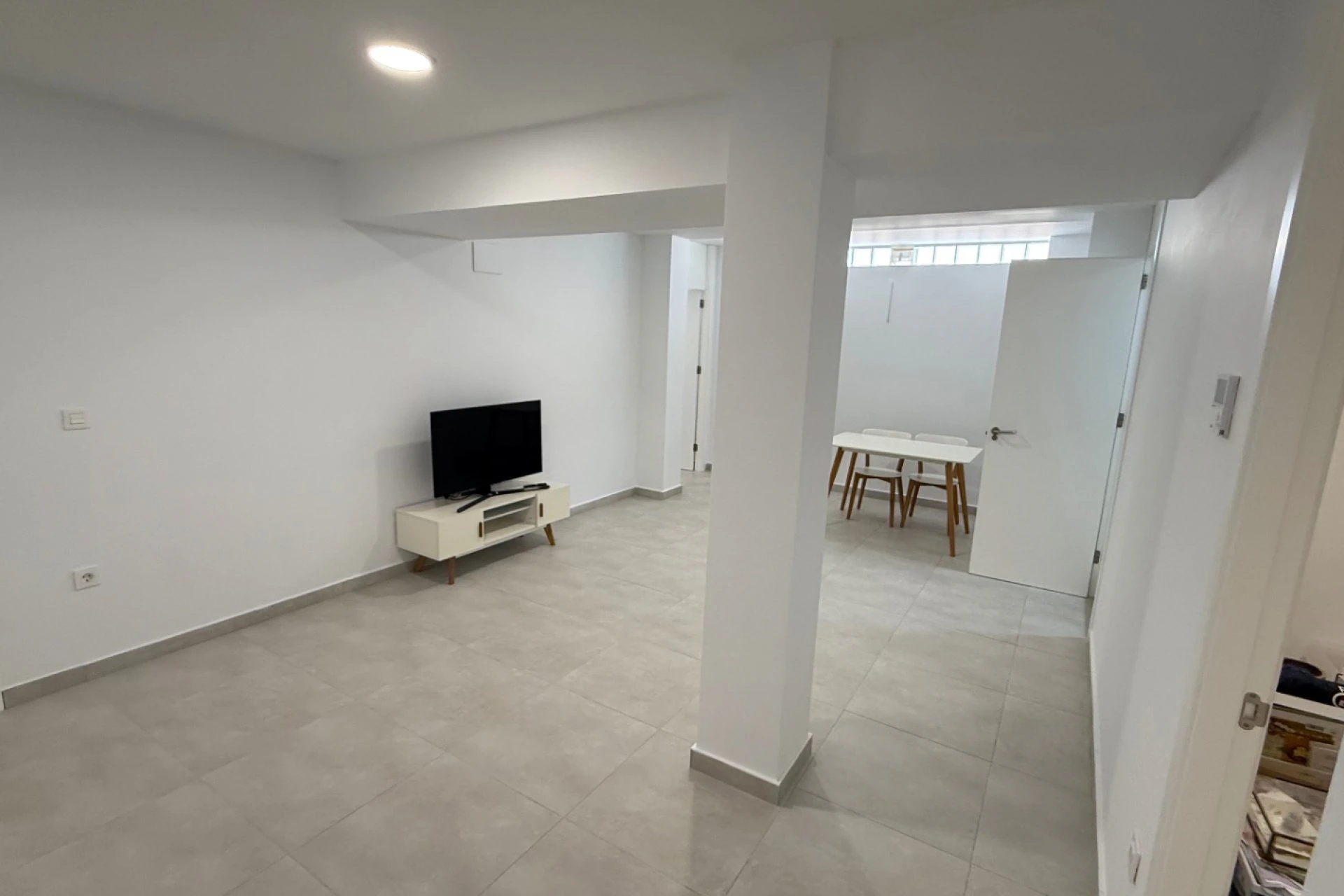 Chalet en venta de 5 habitaciones en Villamartin, Orihuela