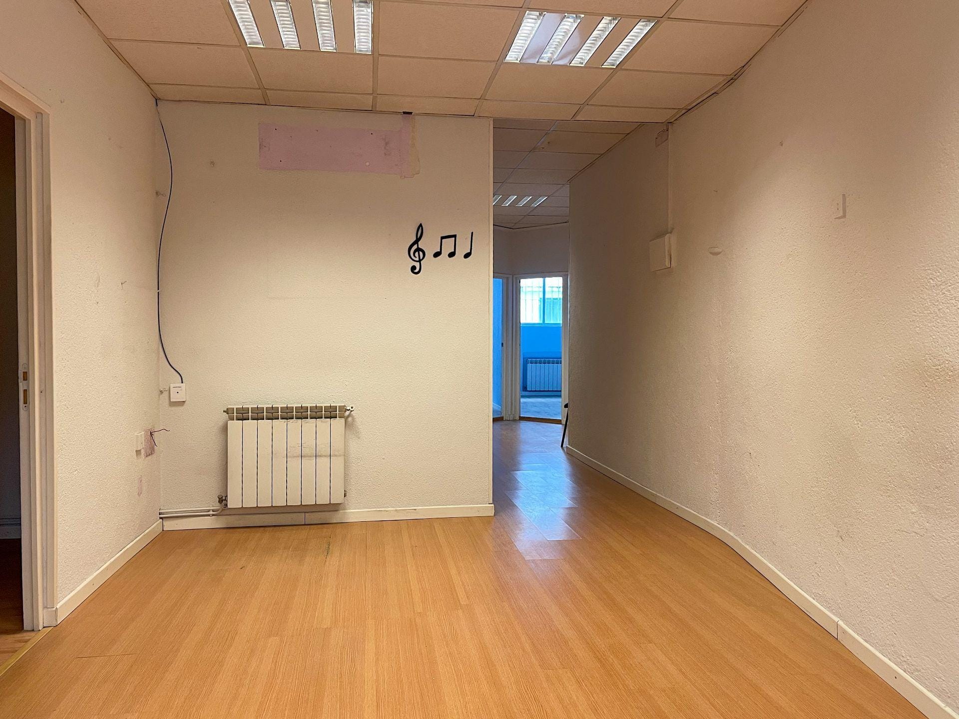 Local comercial en renta a largo plazo en Madrid, Ciudad Lineal