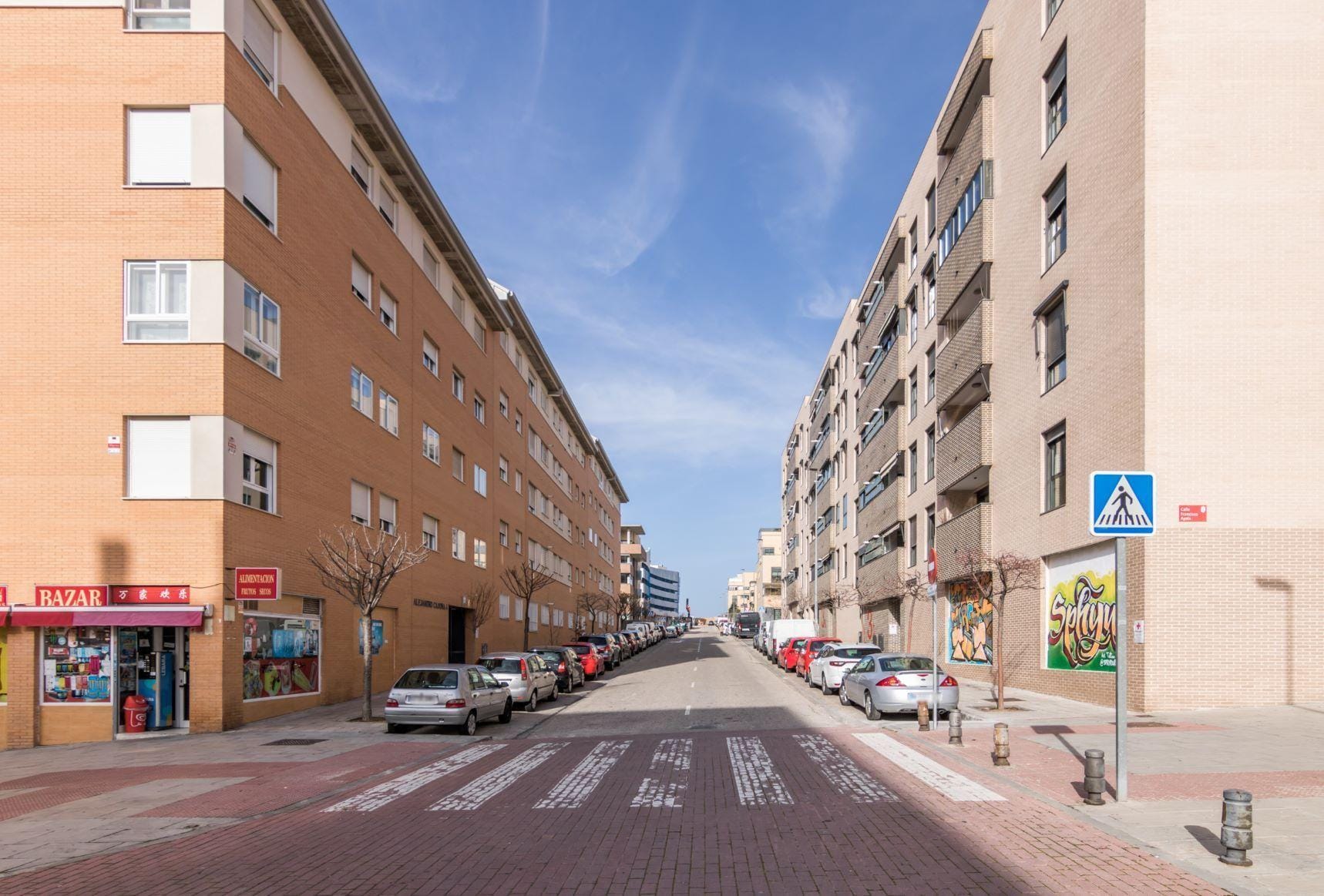 Local comercial diáfano, de 250m2, en calle de mucho paso de público