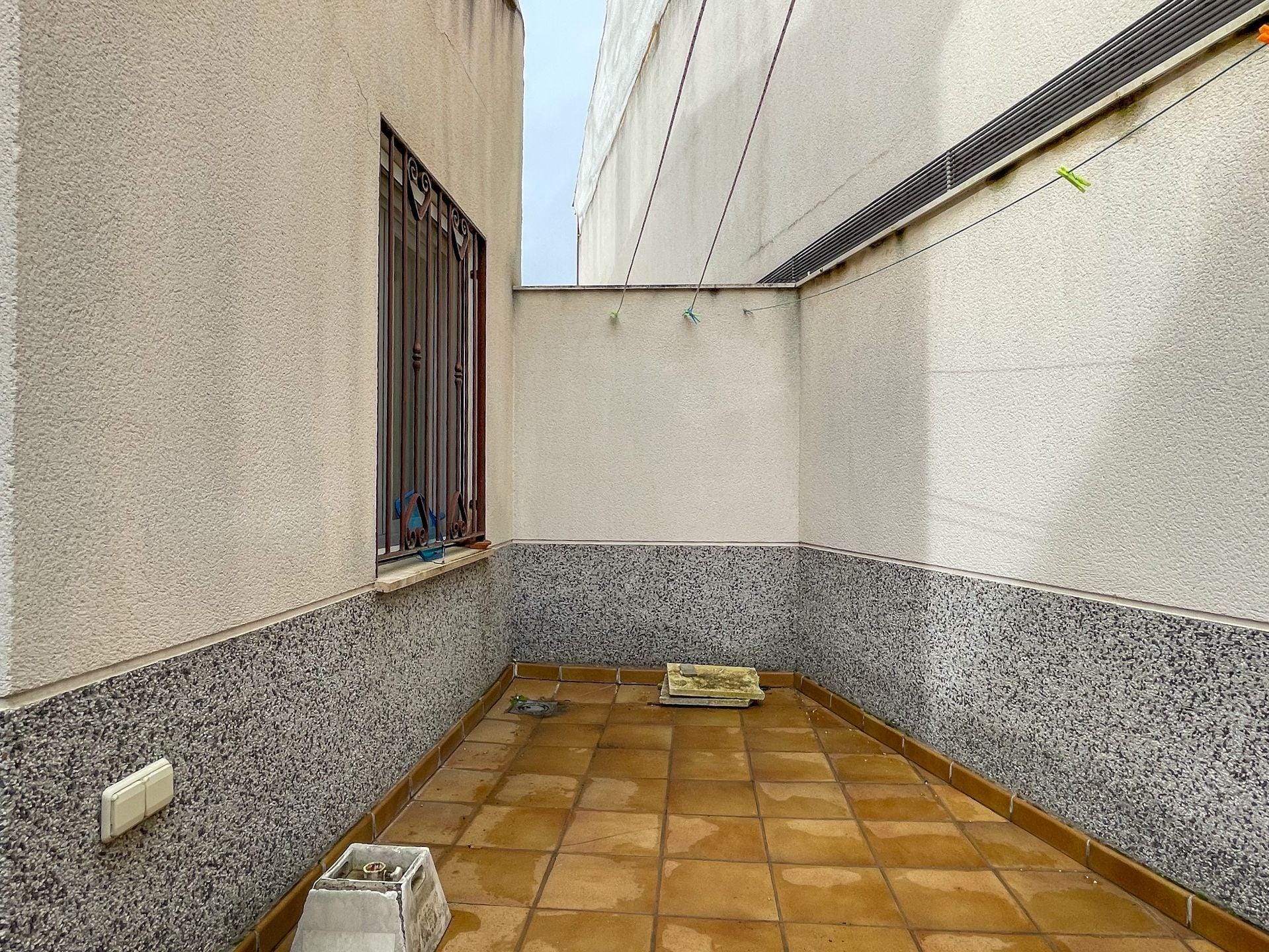 Long-term rental: Spacious 4-bedroom villa in Cantalejo, Segovia