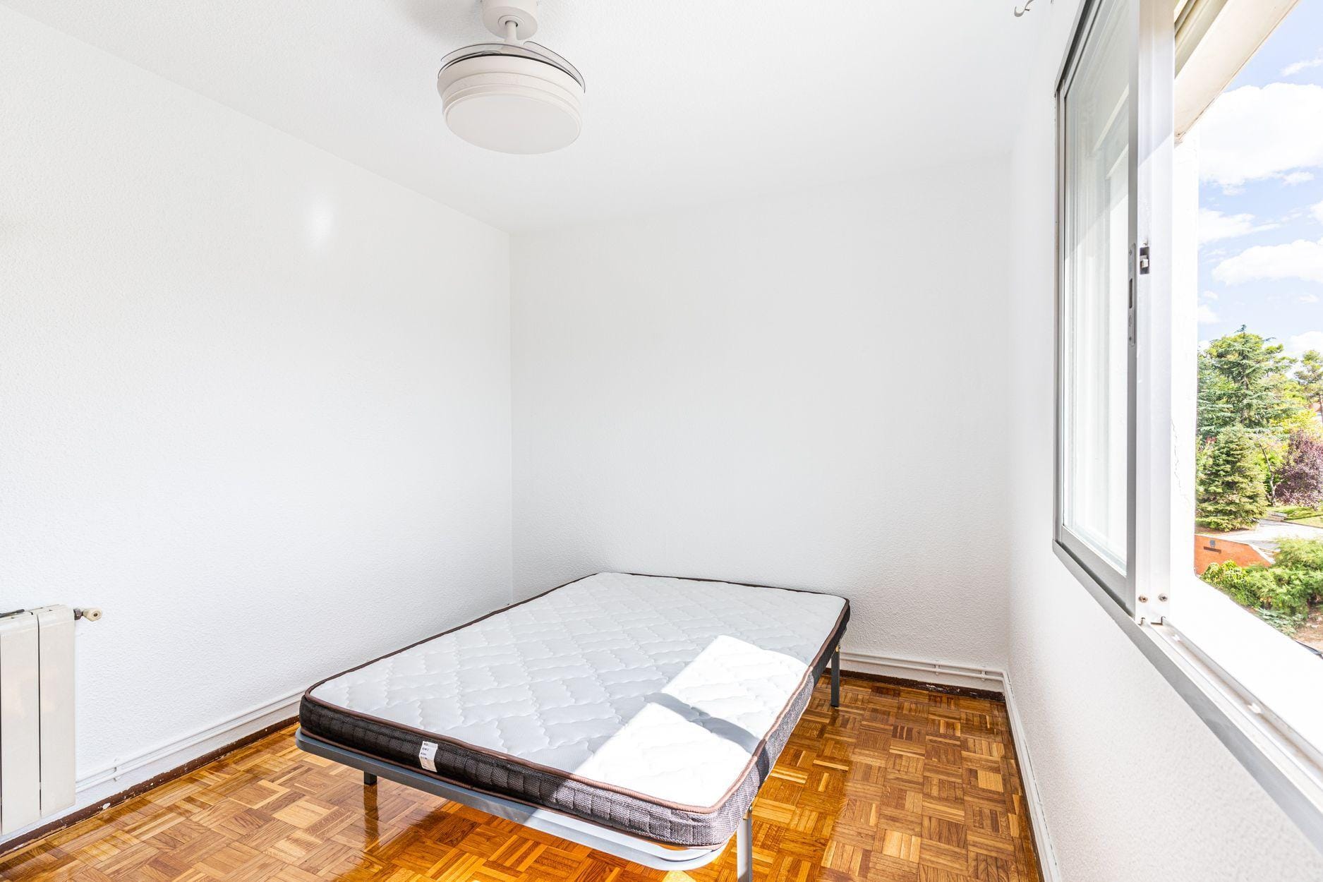 Piso de 3 dormitorios con mucha luz y vistas espectaculares en Ventas