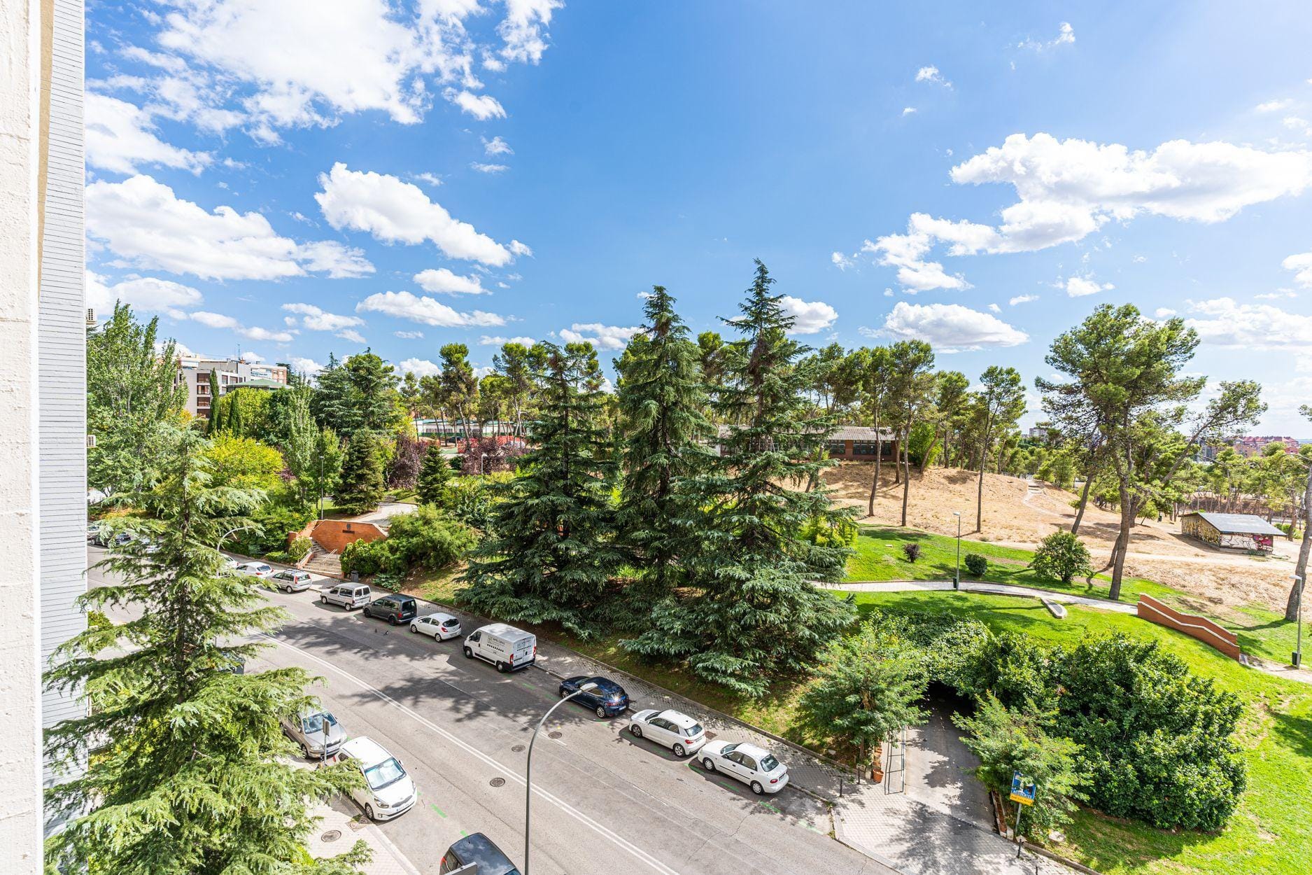 Piso de 3 dormitorios con mucha luz y vistas espectaculares en Ventas