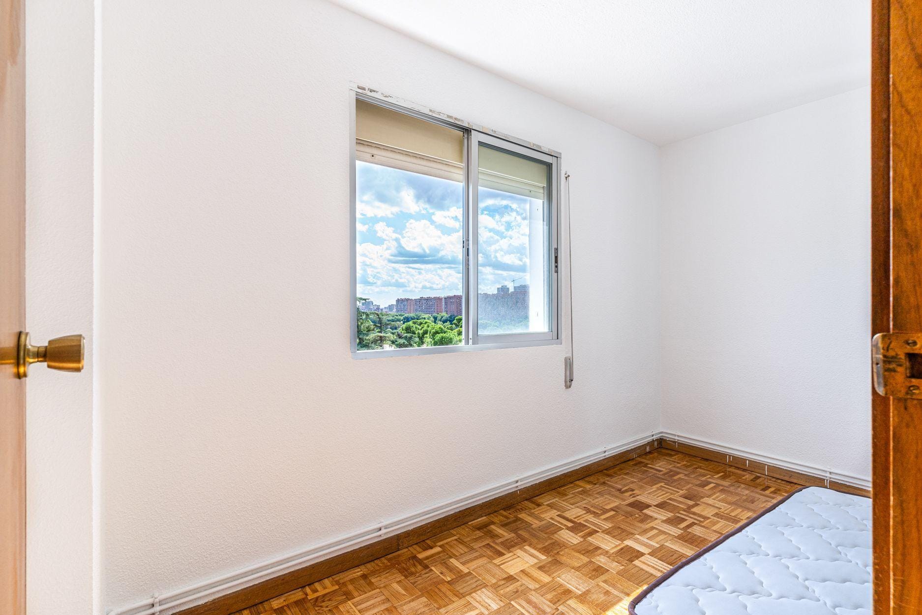 Piso de 3 dormitorios con mucha luz y vistas espectaculares en Ventas