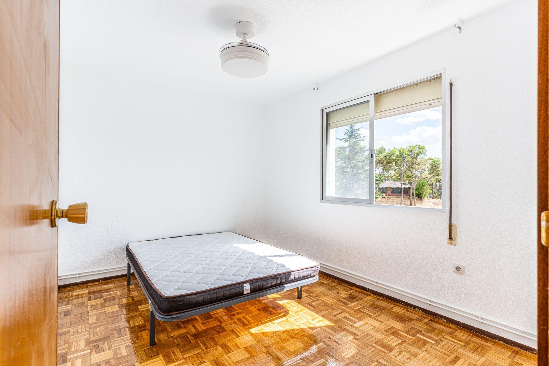 Piso de 3 dormitorios con mucha luz y vistas espectaculares en Ventas
