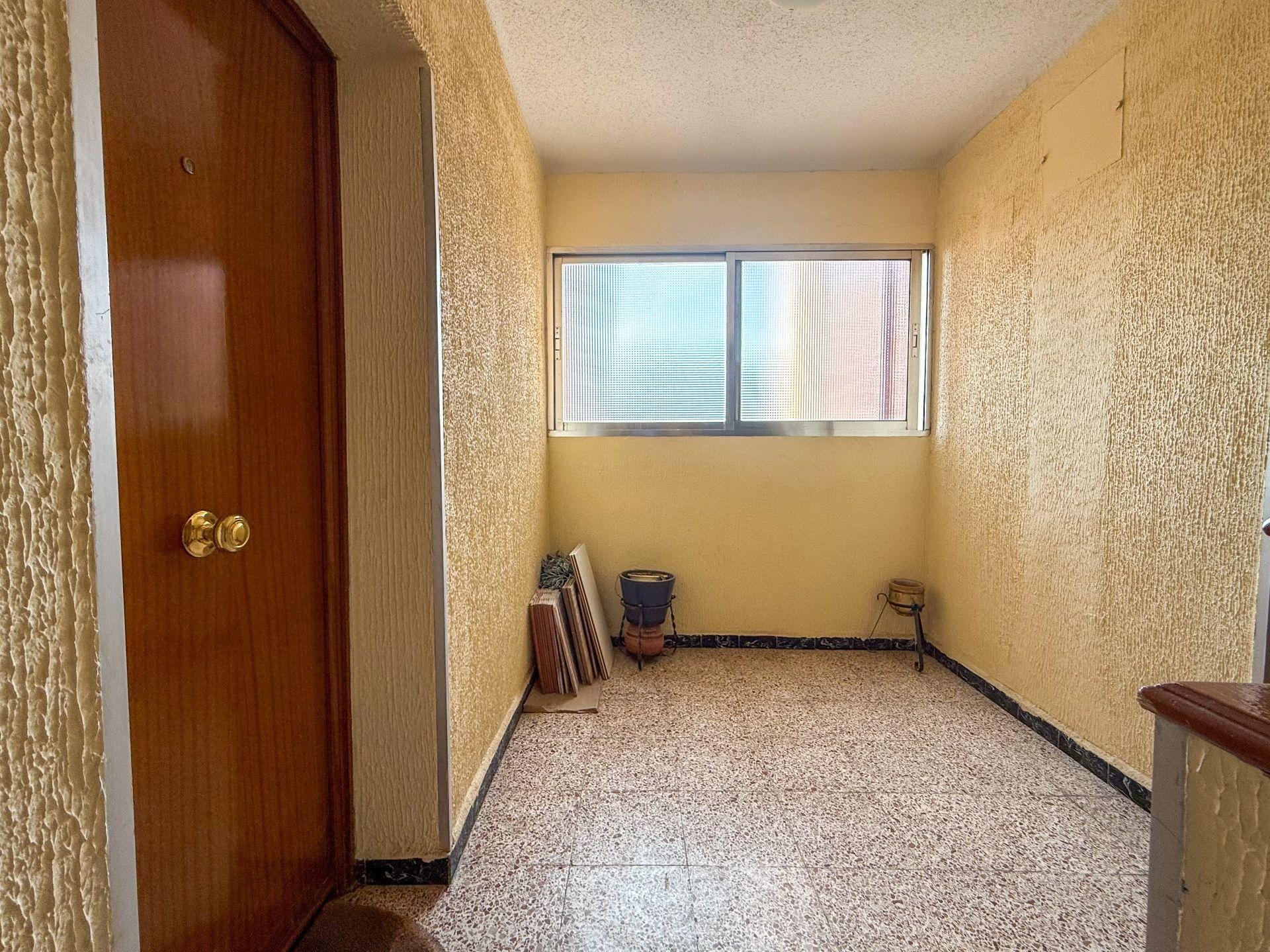 Luminoso piso reformado en alquiler en Calle Gómez de Avellaneda, 49 (Pueblo Nuevo, Madrid)