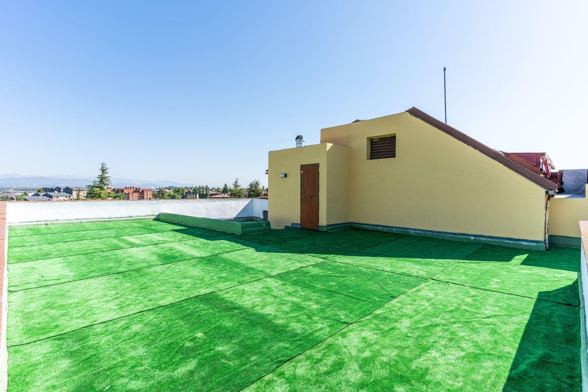 Espectacular ático de 4 dormitorios en urbanización en zona de El Burgo