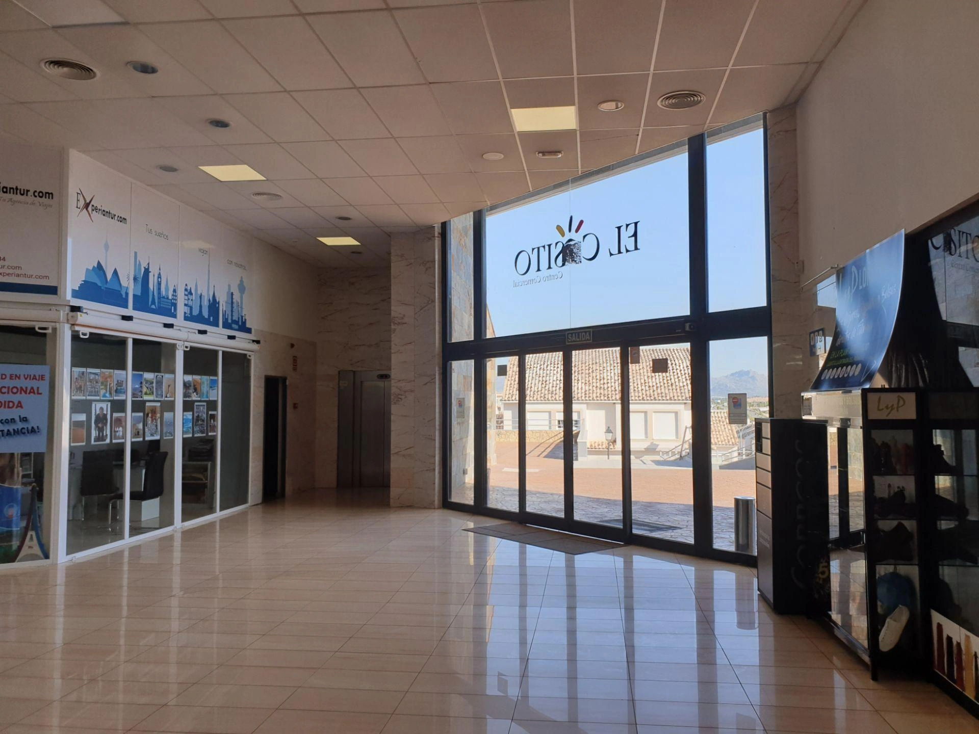 Local comercial en venta en Pedrezuela, Madrid